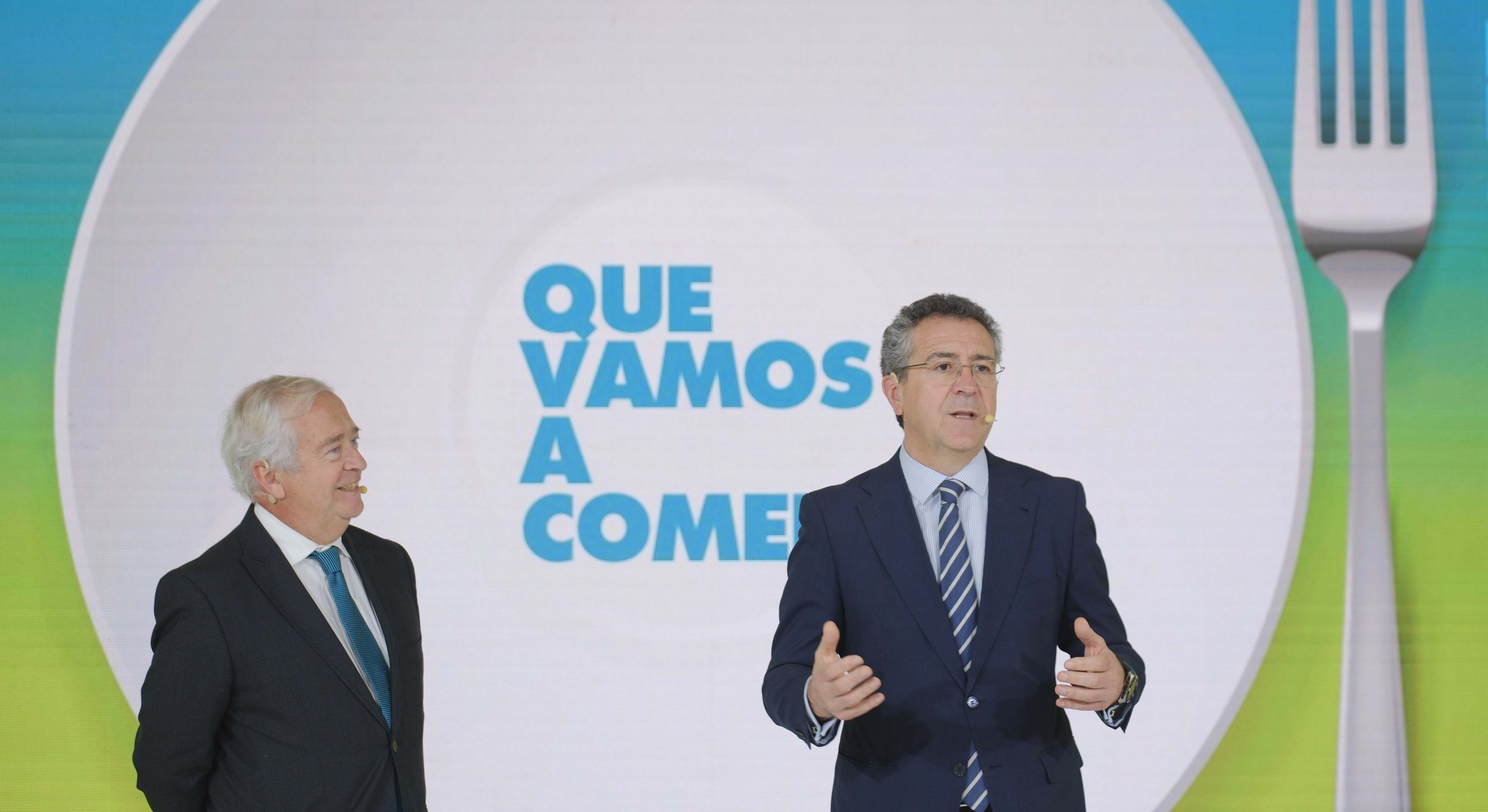 Jaime Palafox con el presidente de Cajamar, Eduardo Baamonde