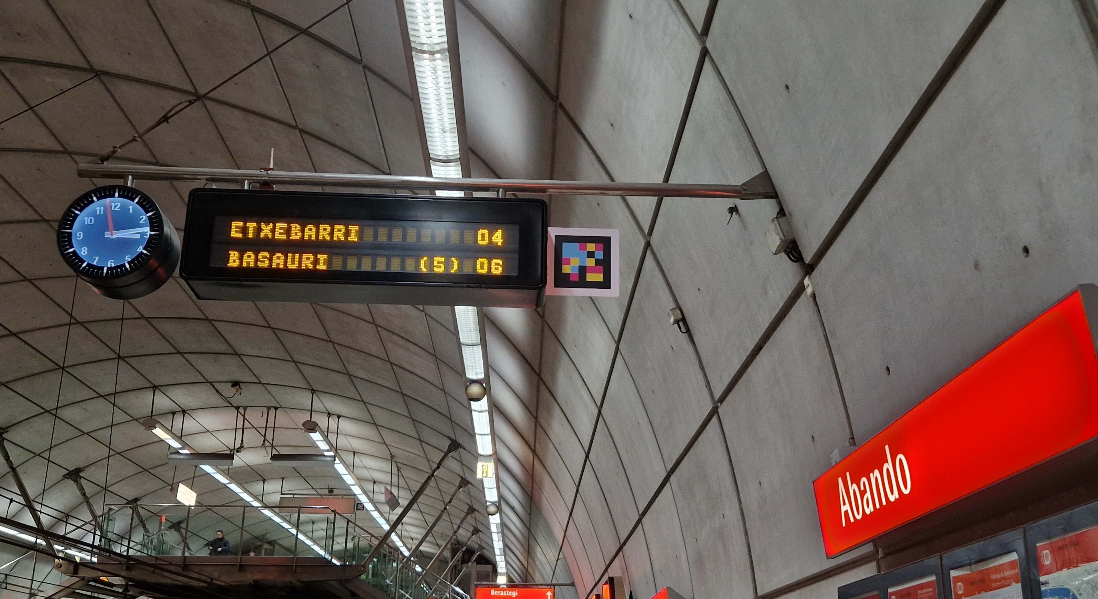 Metro Bilbao.
