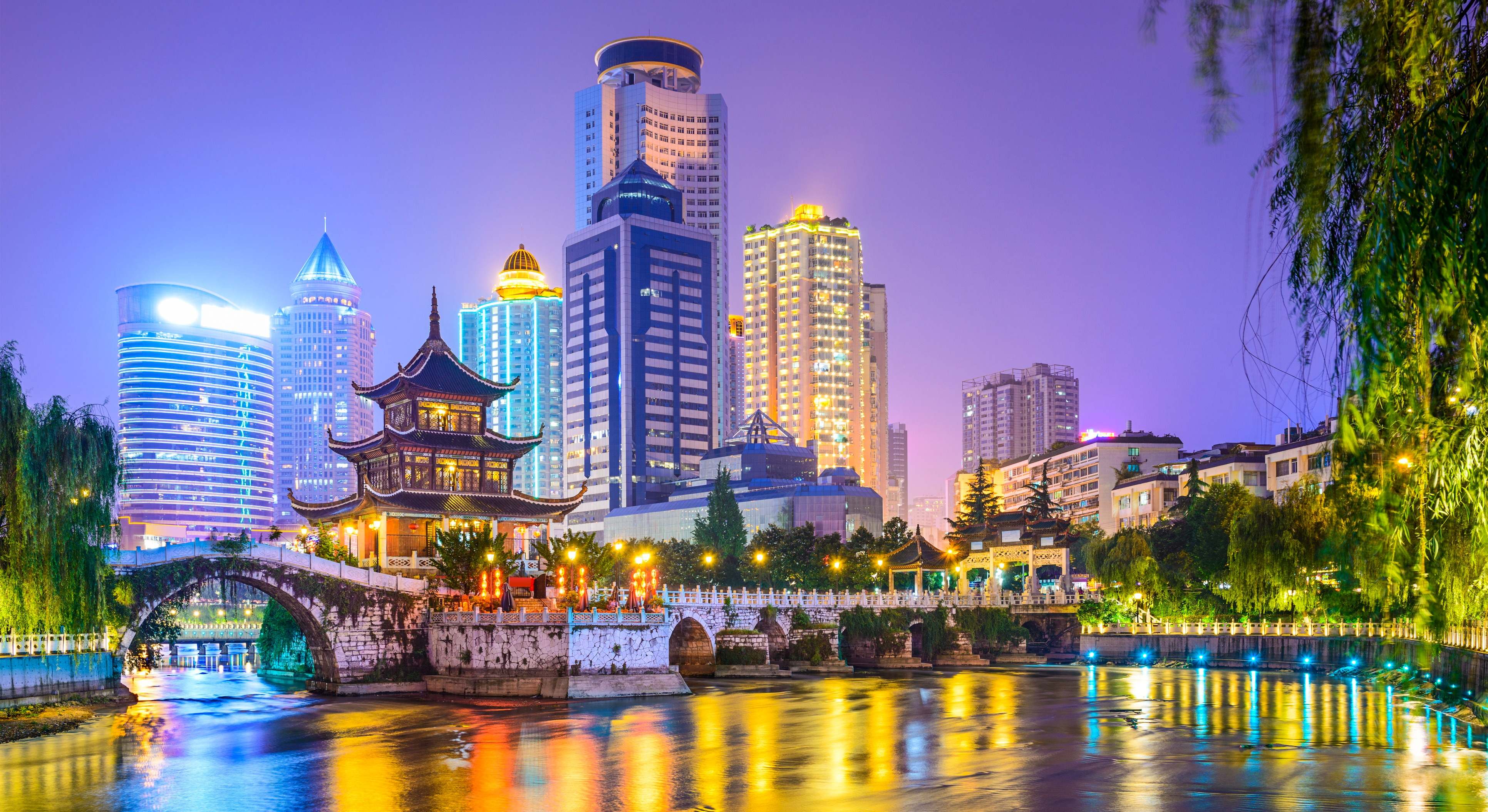 Guiyang ciudad noche china economía