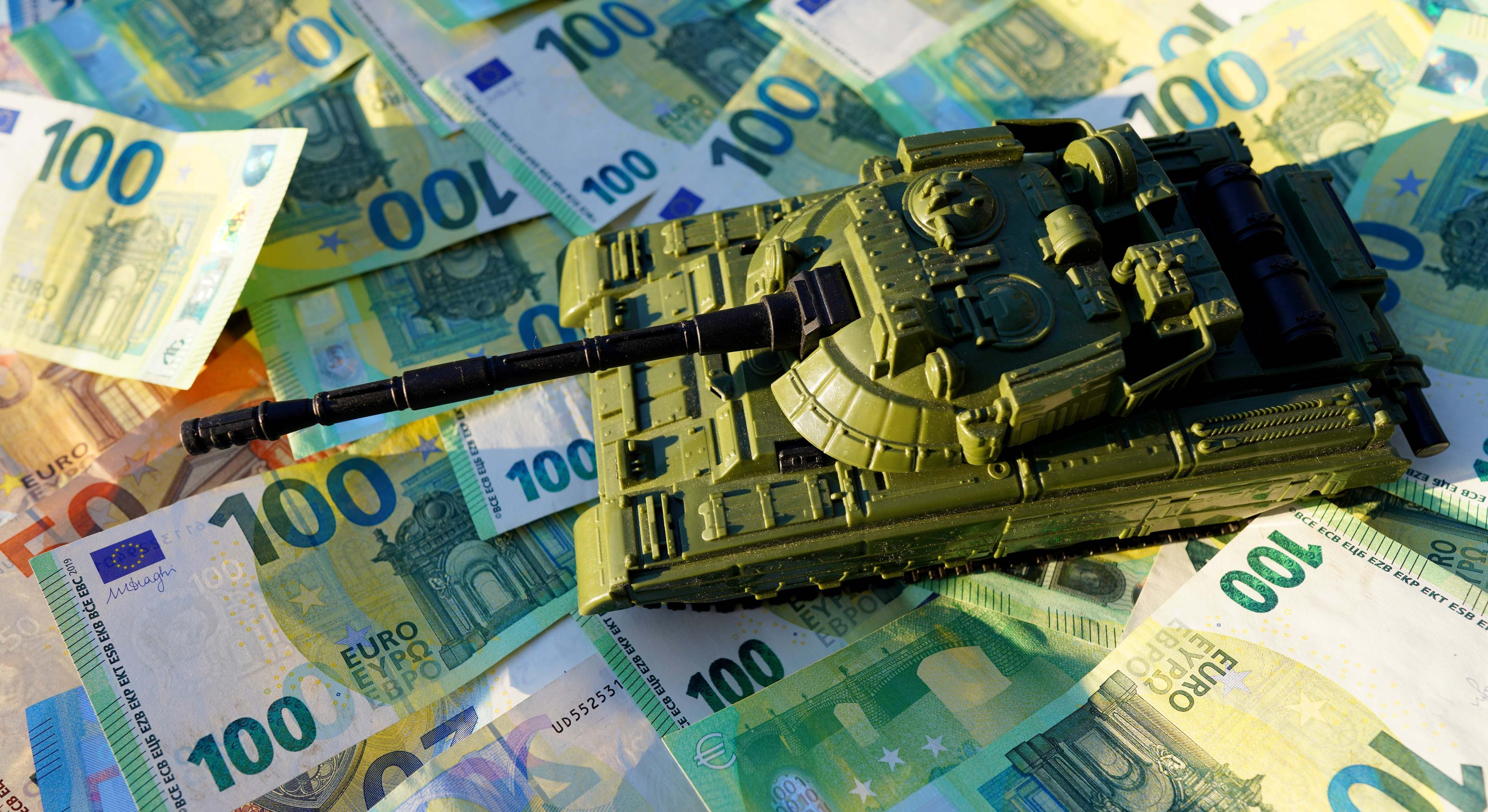 Dinero en efectivo, sueldo militar. / Foto: iStock