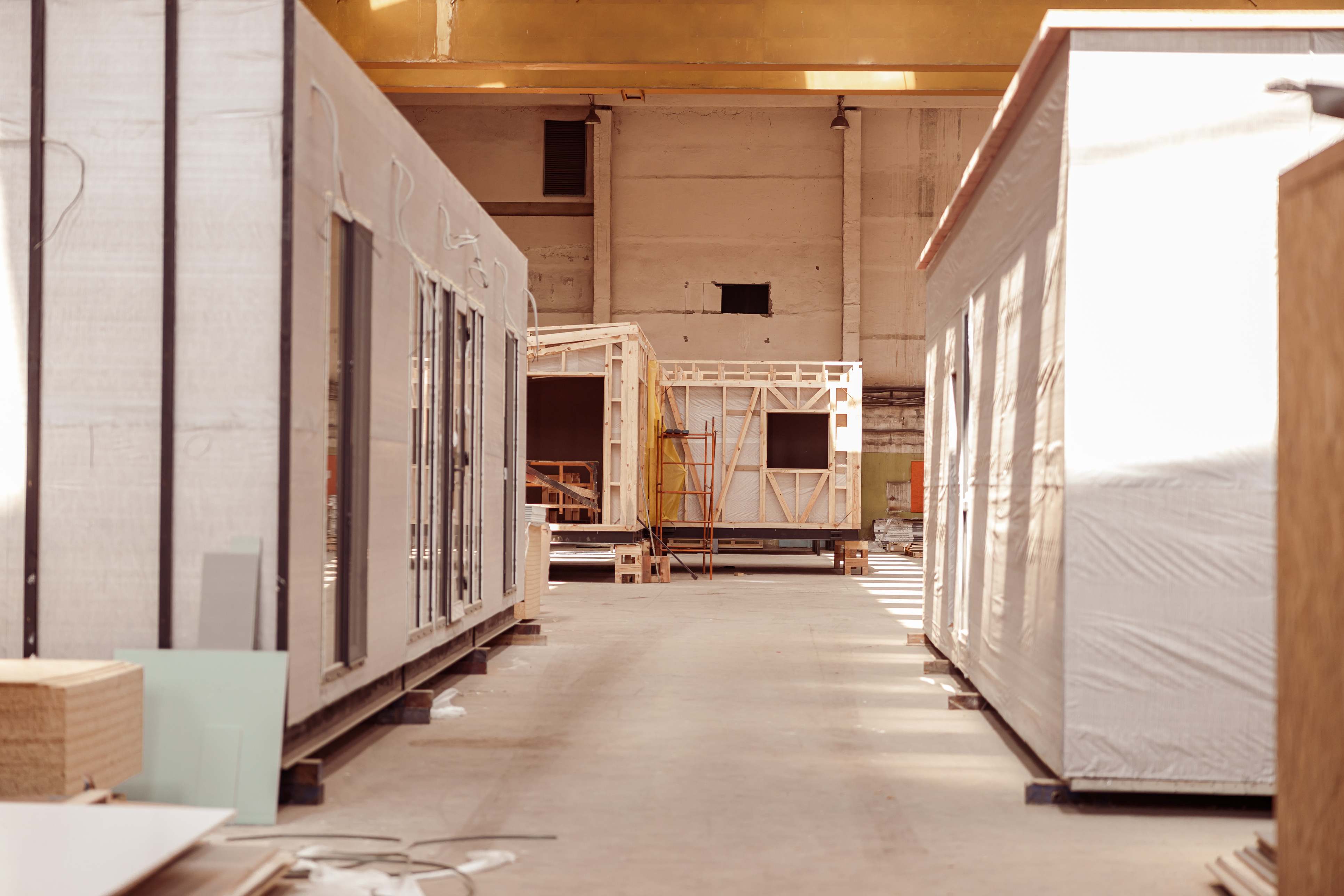 Casas de contenedores prefabricadas en edificio en construcción