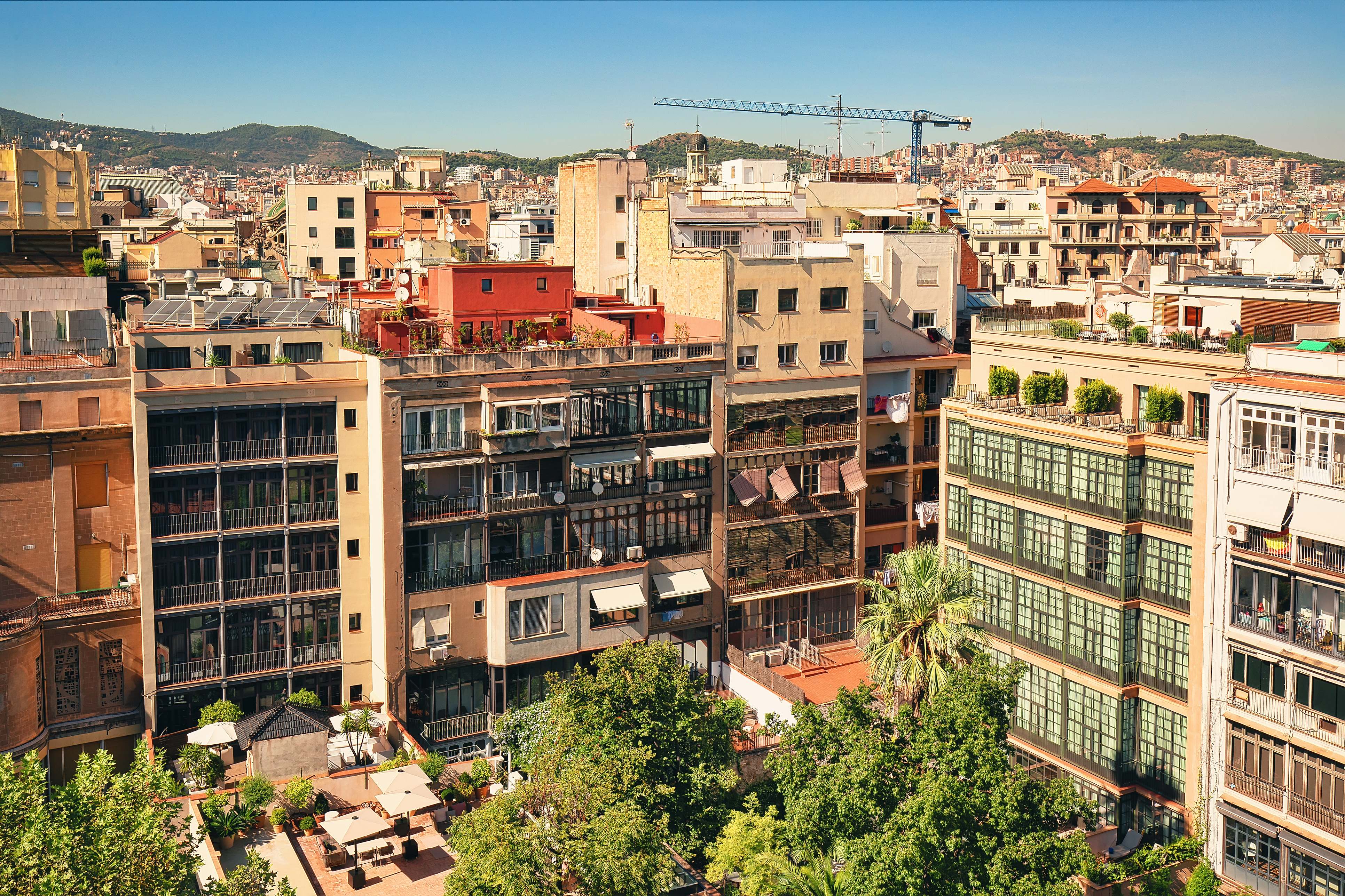 Zona residencial en el centro de Barcelona, fondo urbano