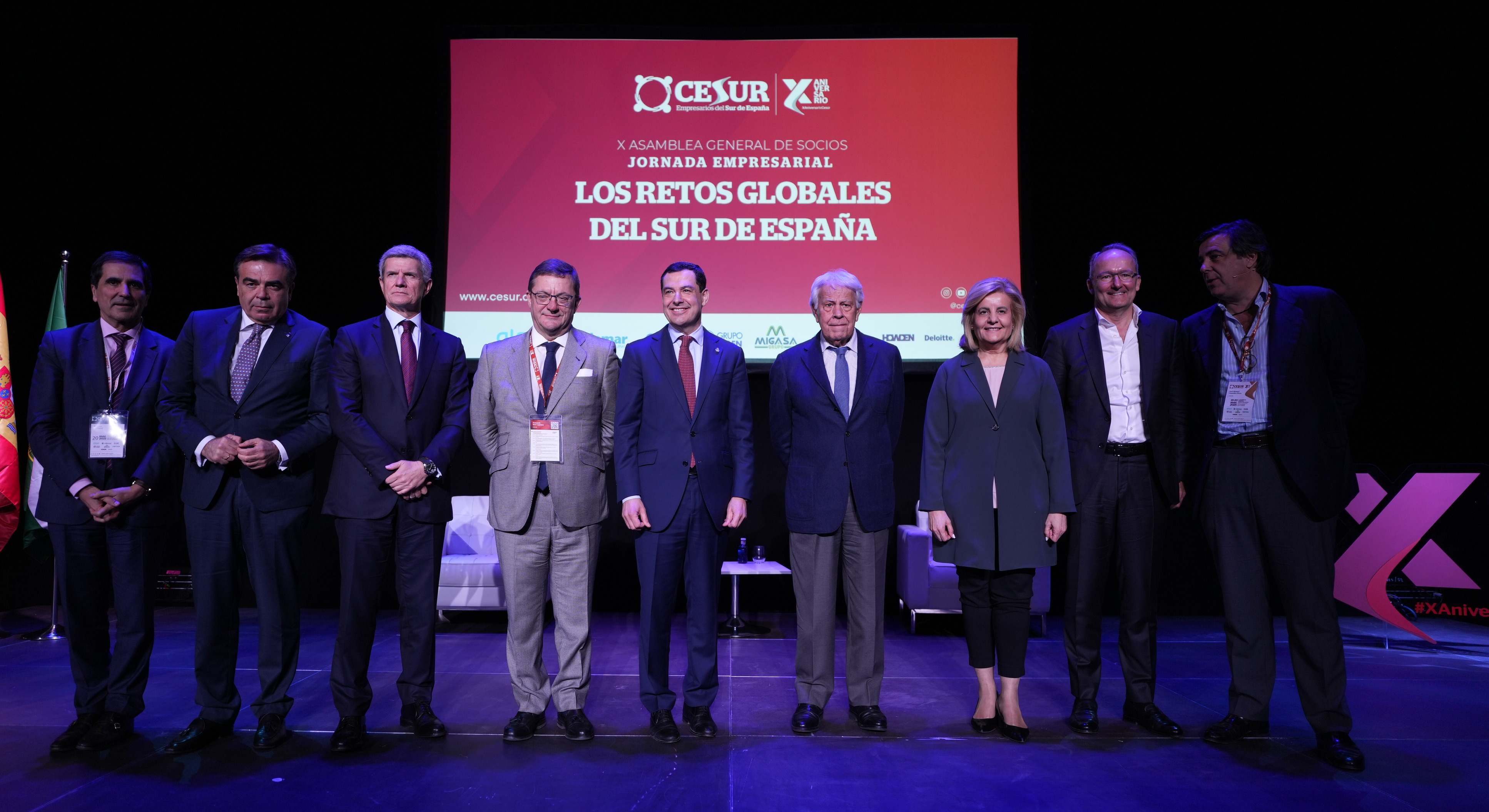 Autoridades en las jornadas de Cesur.