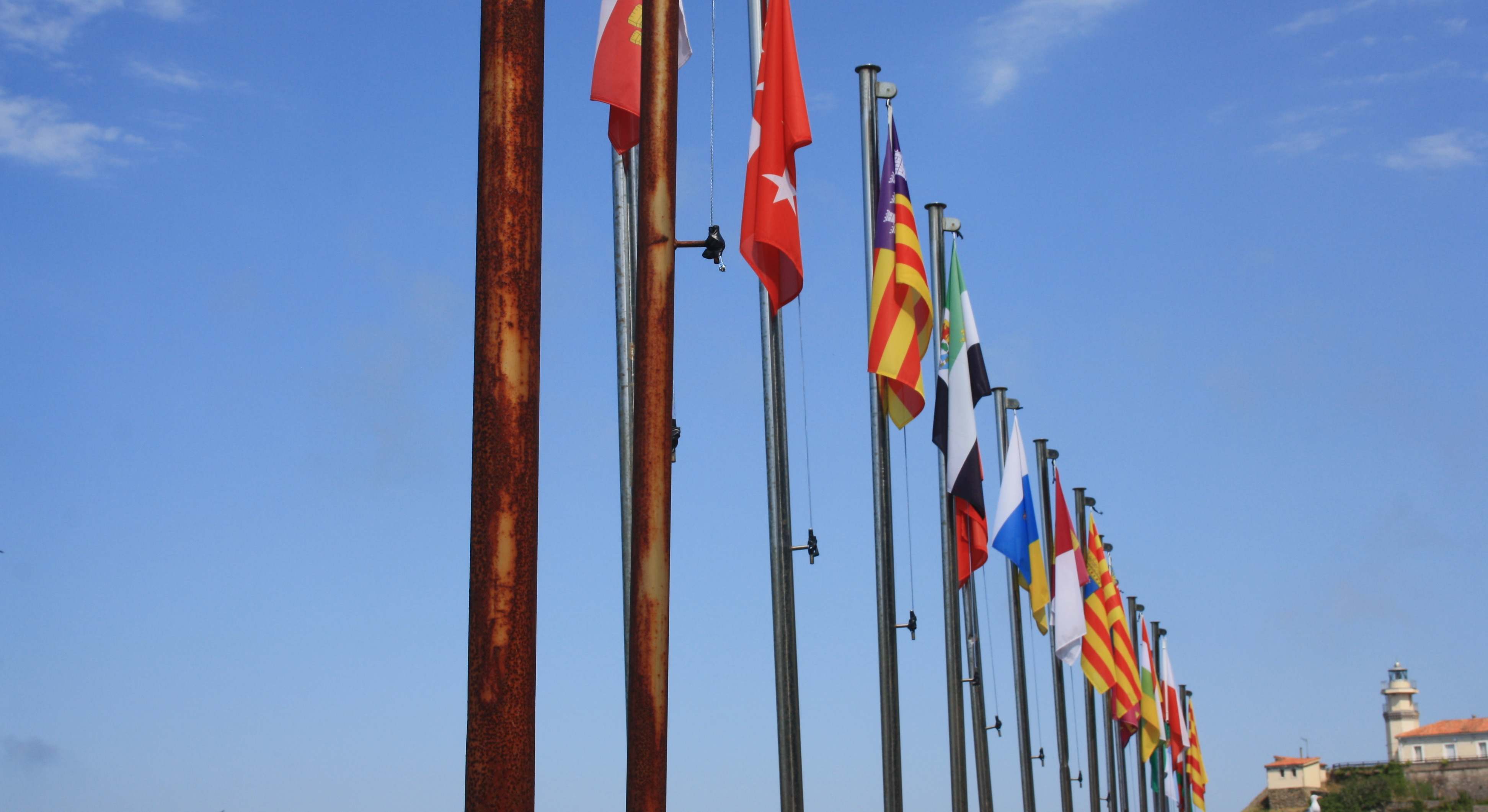 Banderas de las Comunidades Autónomas