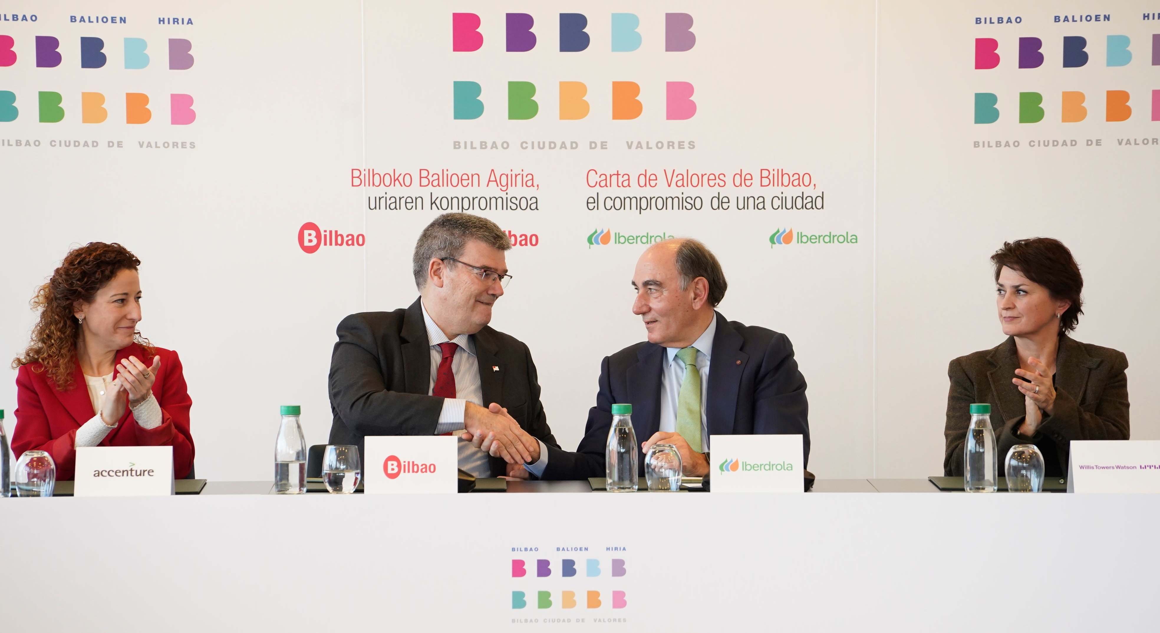 El alcalde de Bilbao, Juan Mari Aburto y el presidente de Iberdrola, Ignacio Sánchez Galán.
