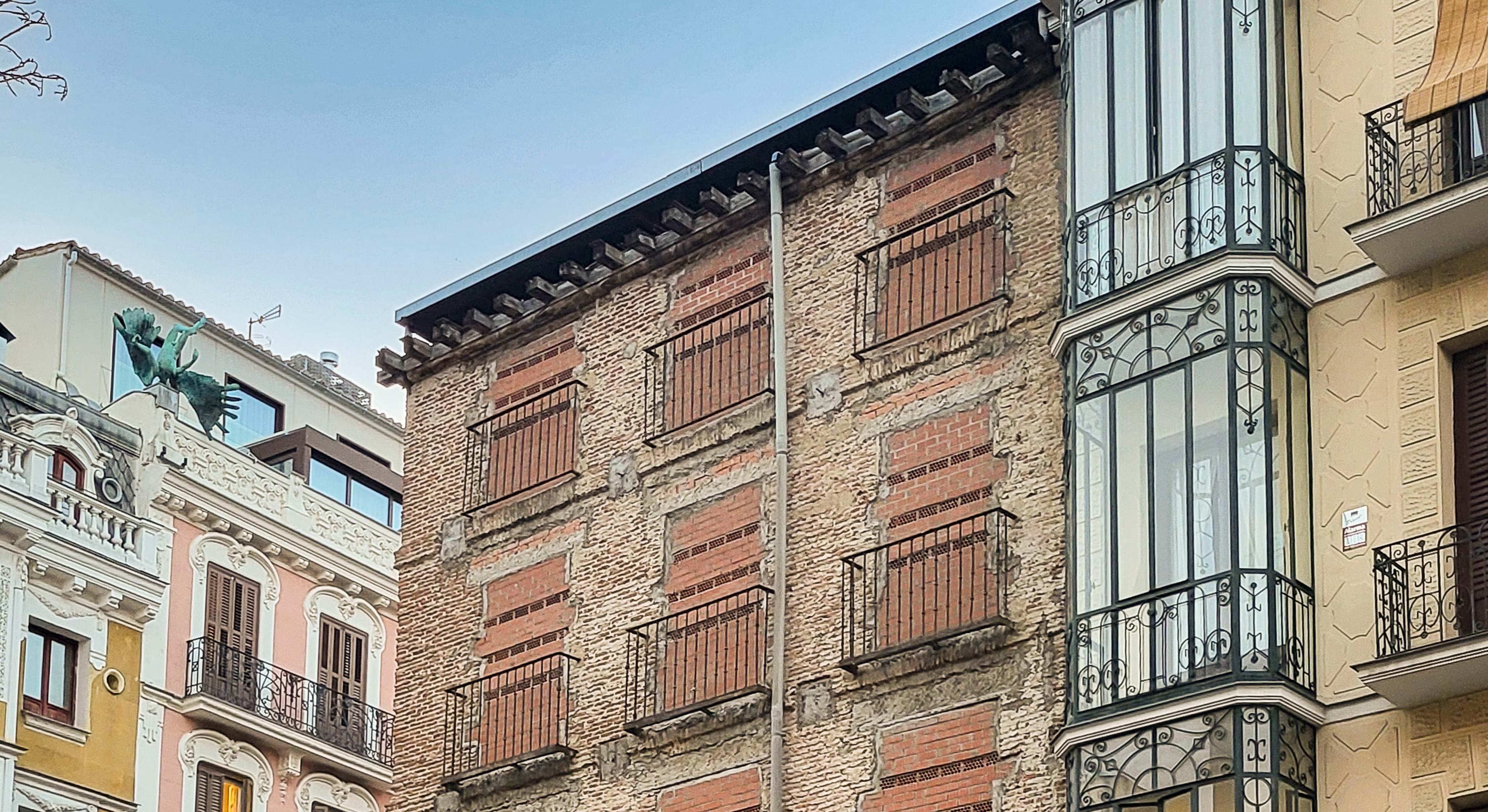 Vivienda tapiada en Madrid para evitar 'okupaciones'