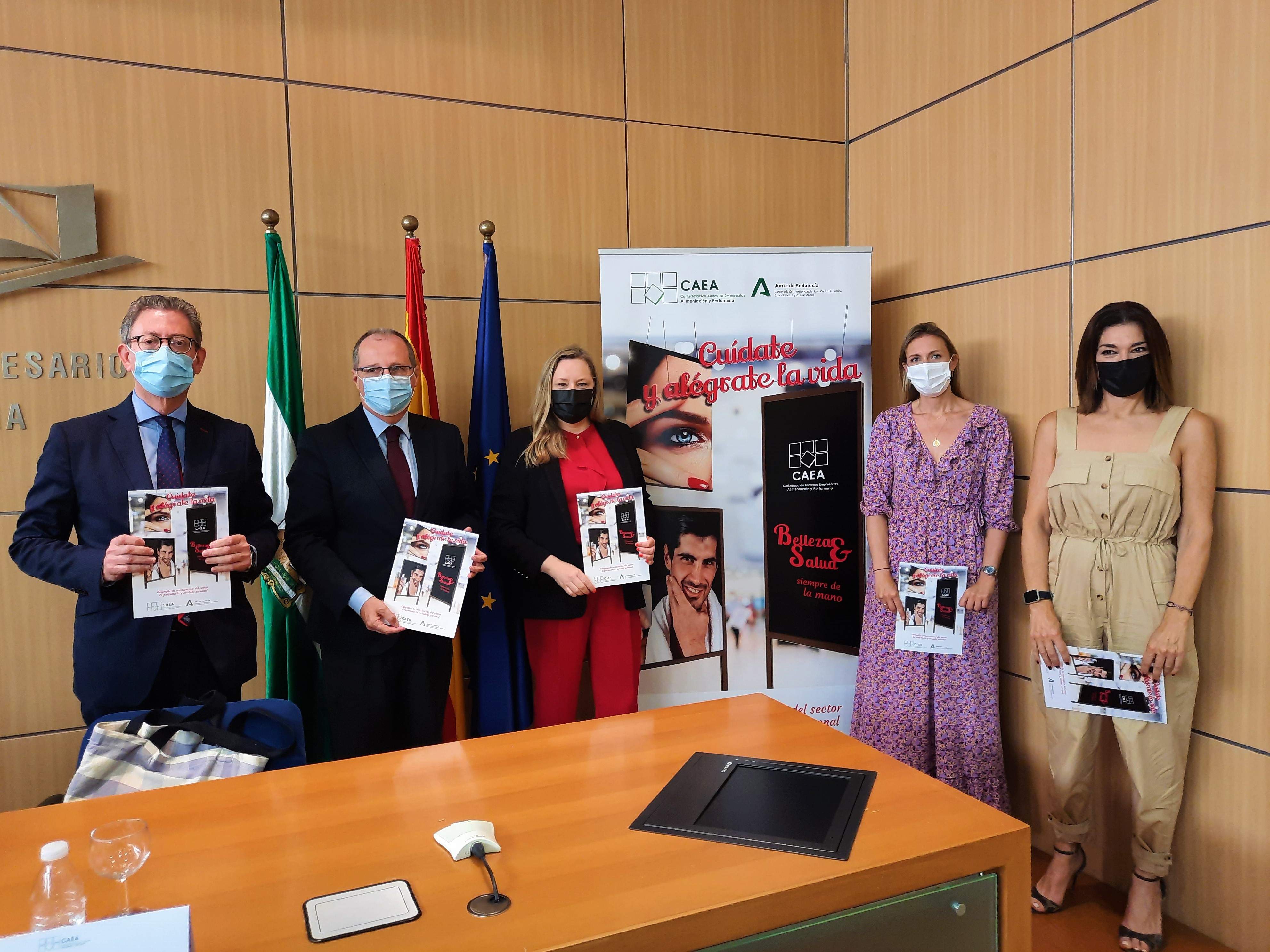 Presentacion-Sevilla-Campana-Perfumeria-CAEA.jpg