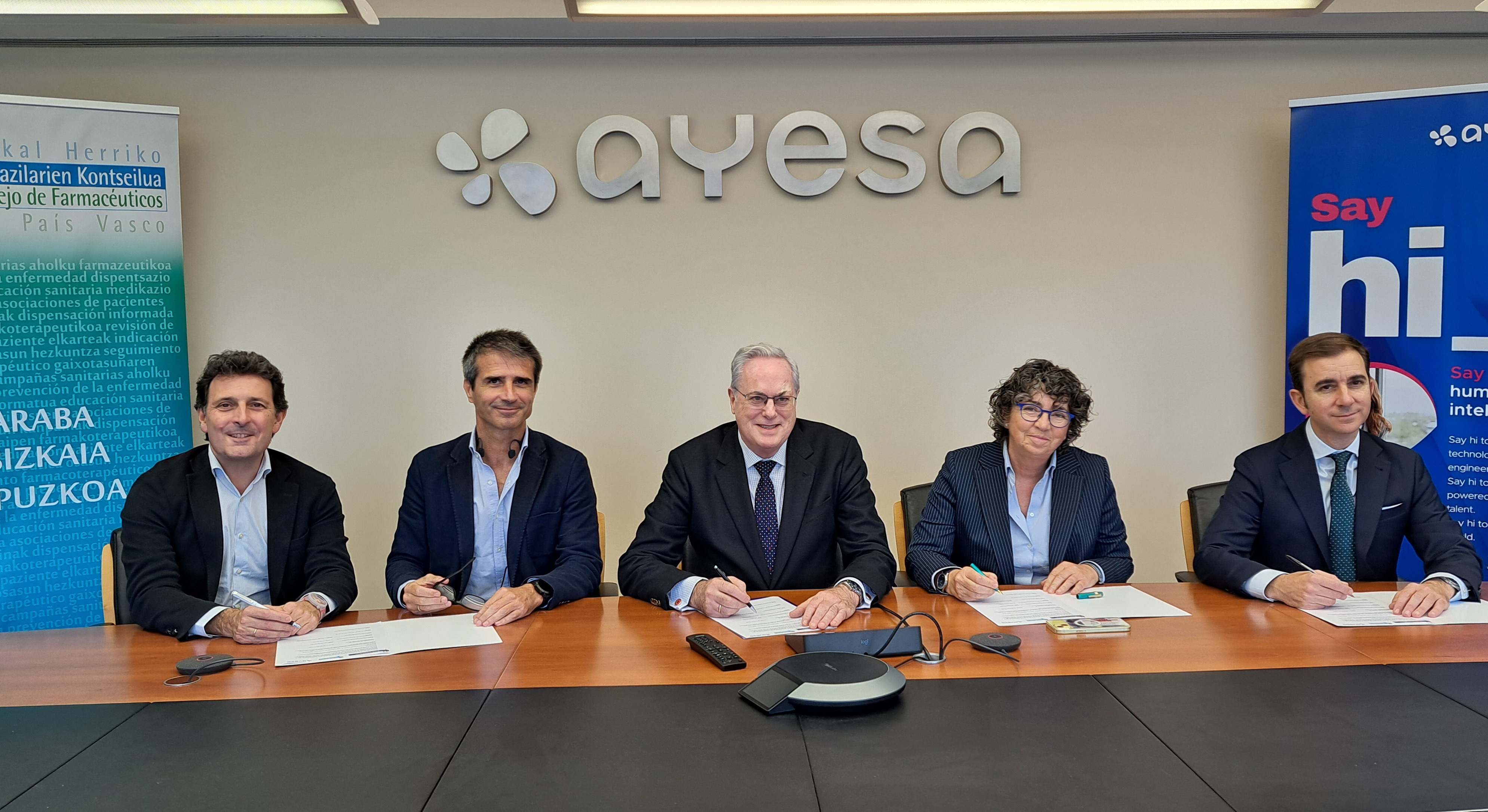 Acuerdo Ayesa y farmacéuticos vascos.