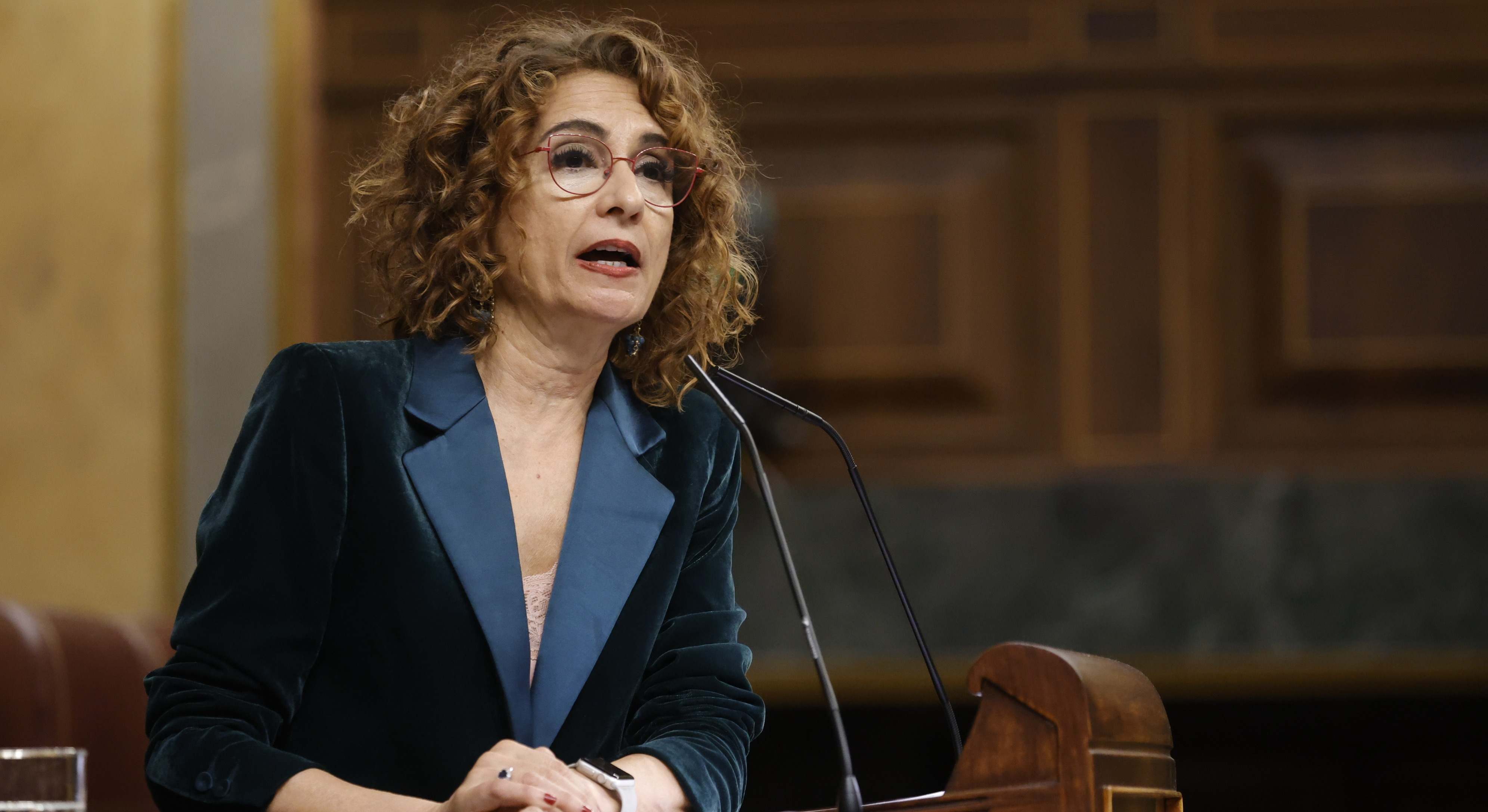 La ministra de Hacienda, María Jesús Montero interviene en el Congreso de los Diputados