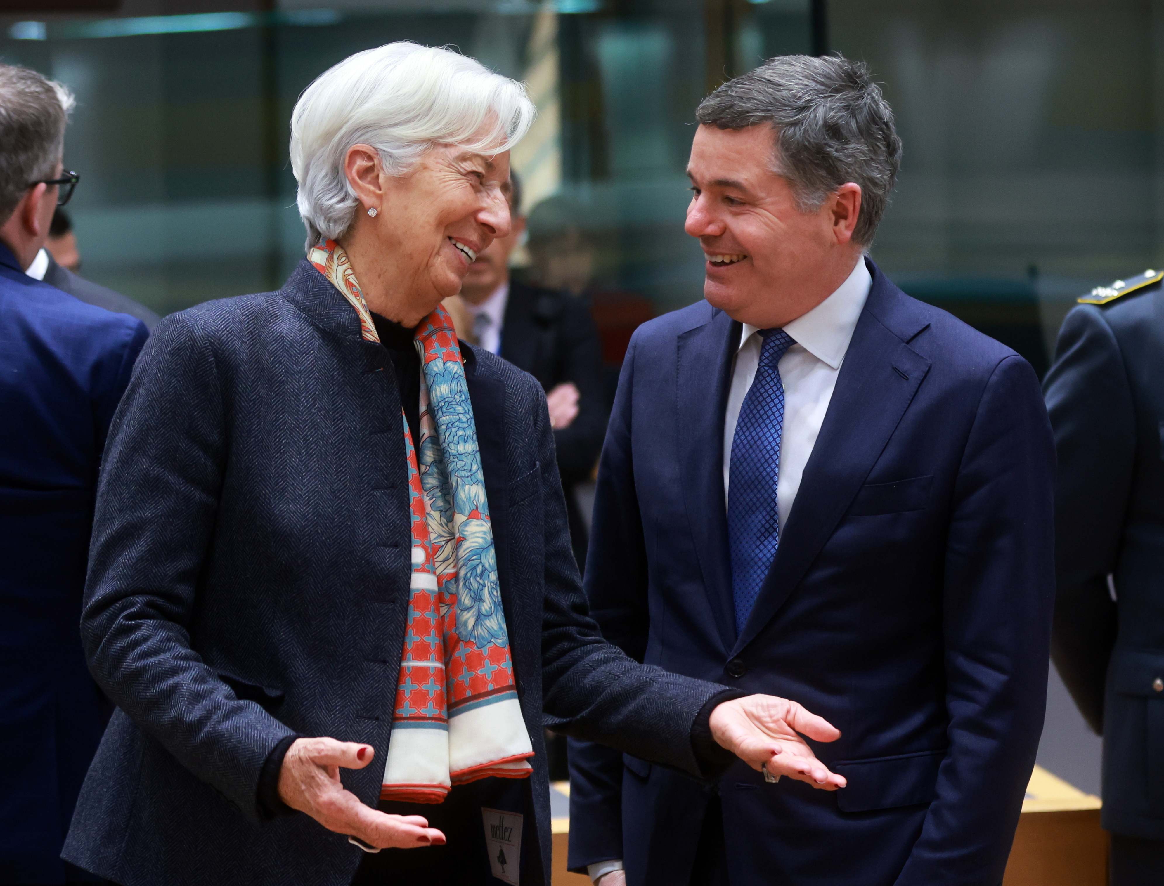 La presidenta de BCE, Christine Lagarde y el presidente del Eurogrupo, Paschal Donohoe