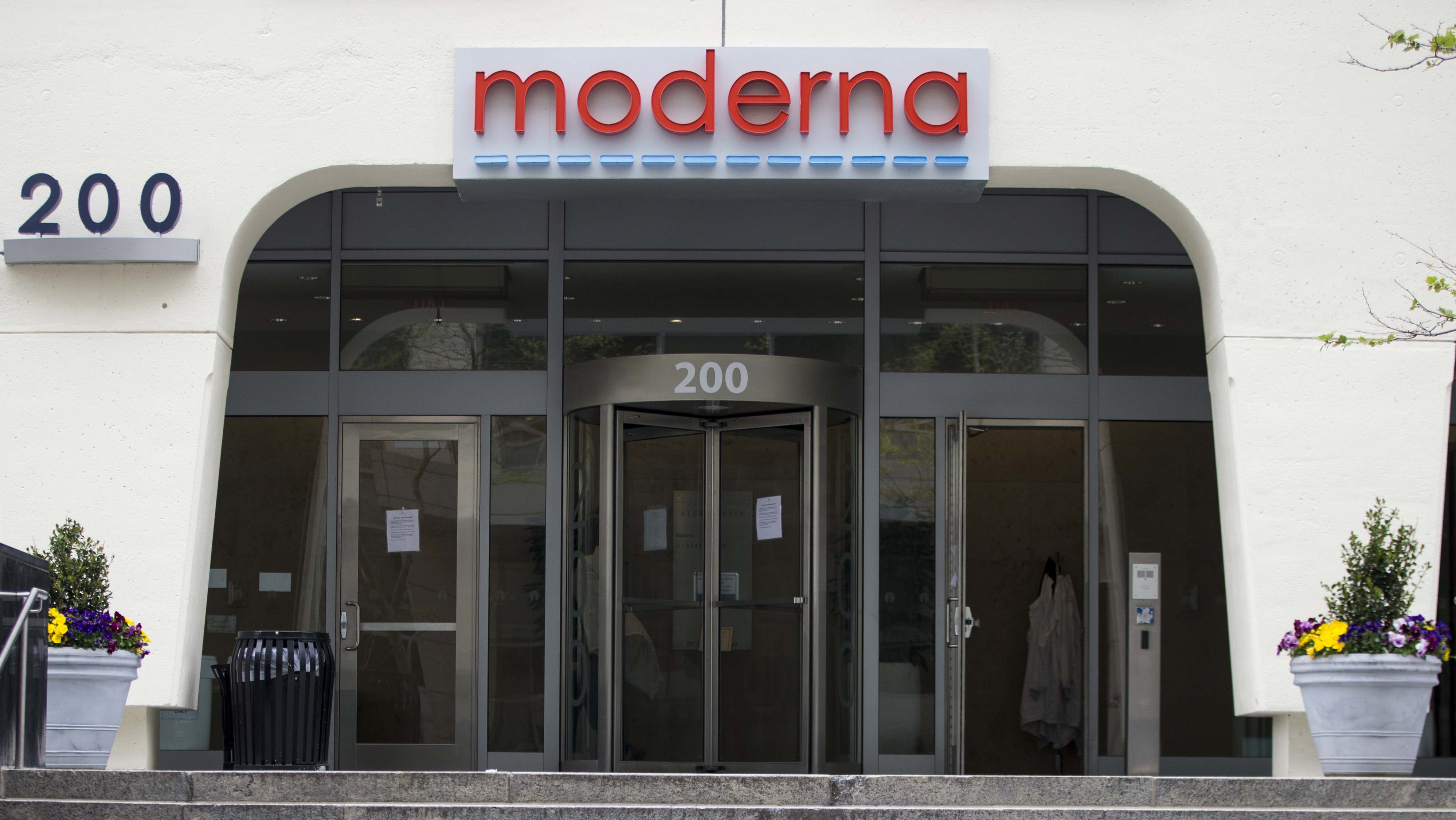 modernamoderna