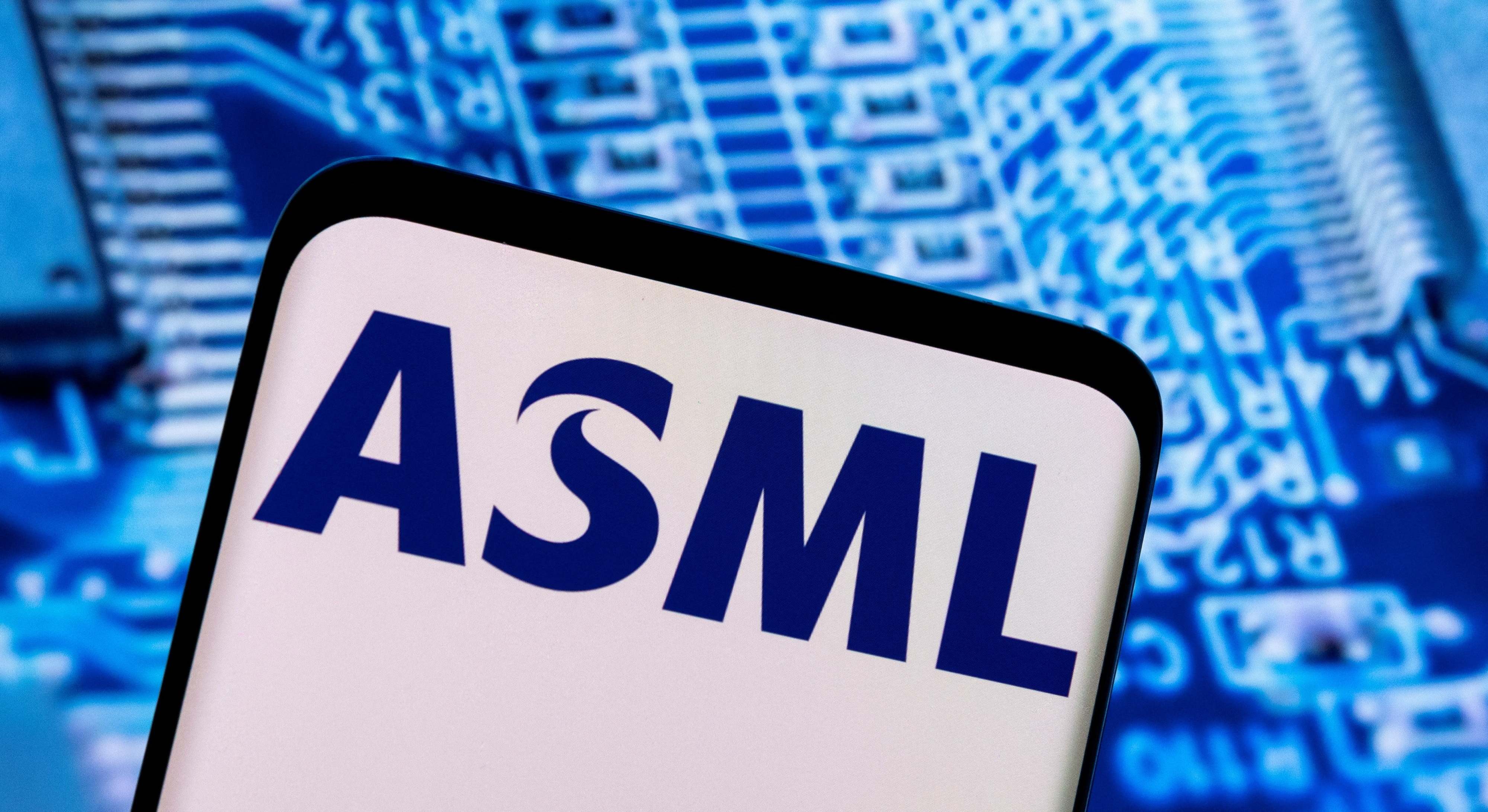 Logo de ASML