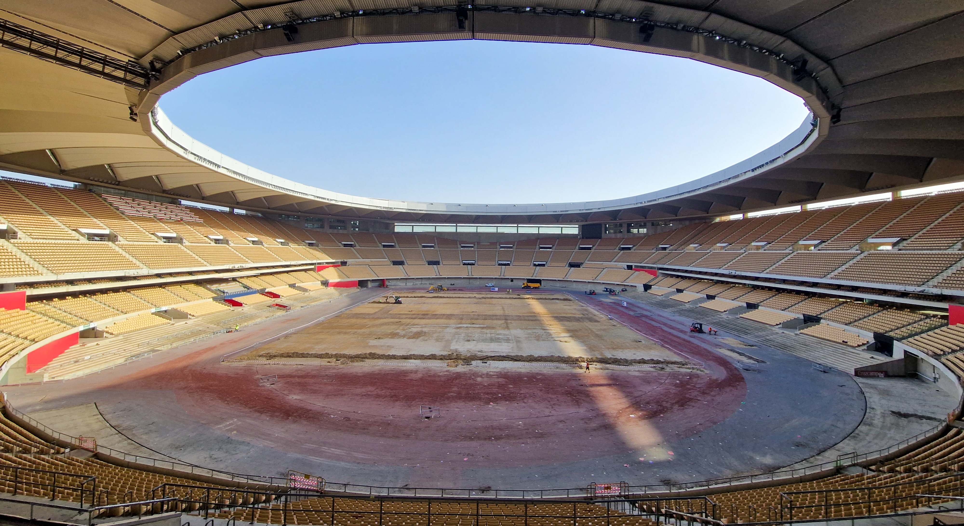 Imagen de las obras en el estadio de La Cartuja, en Sevilla, una de las sedes del Mundial.