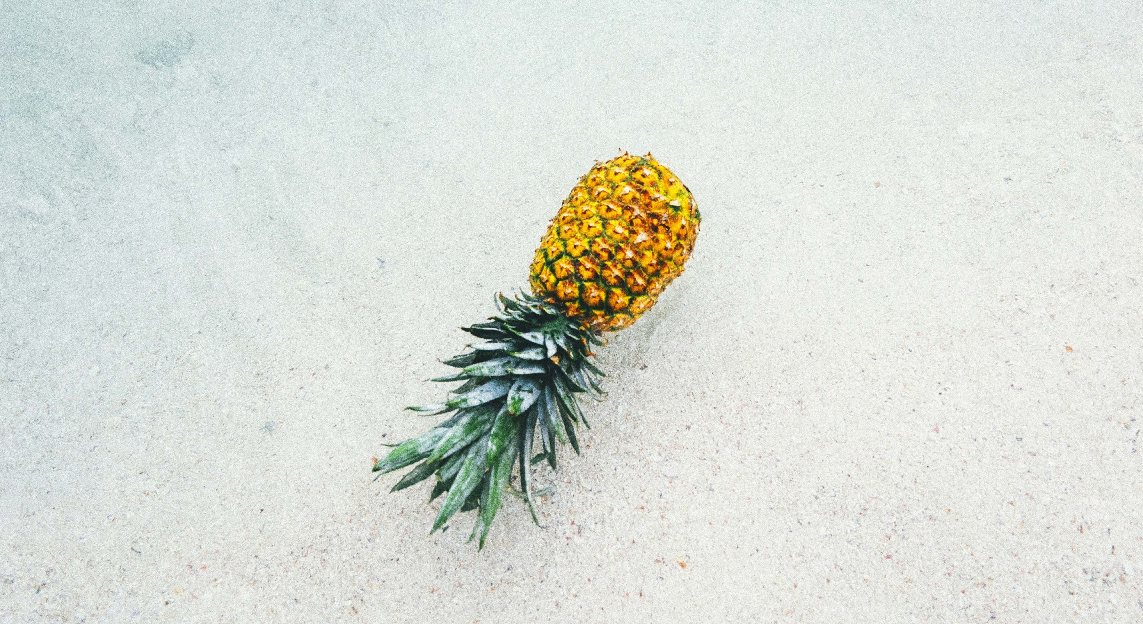 El agua de piña es una bebida deliciosa que tiene efectos positivos en el cuerpo