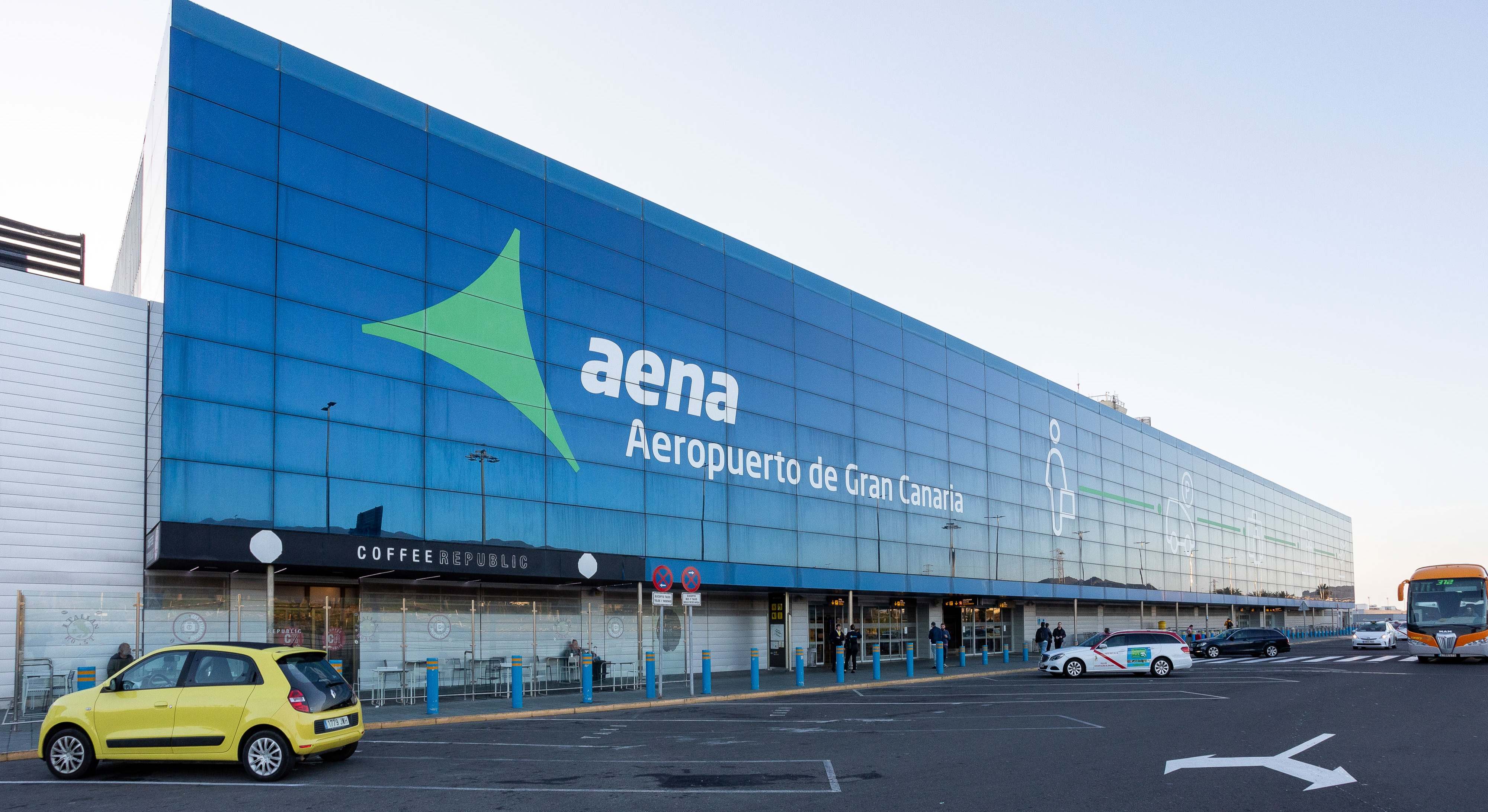 Aeropuerto de Gran Canaria, gestionado por Aena.
