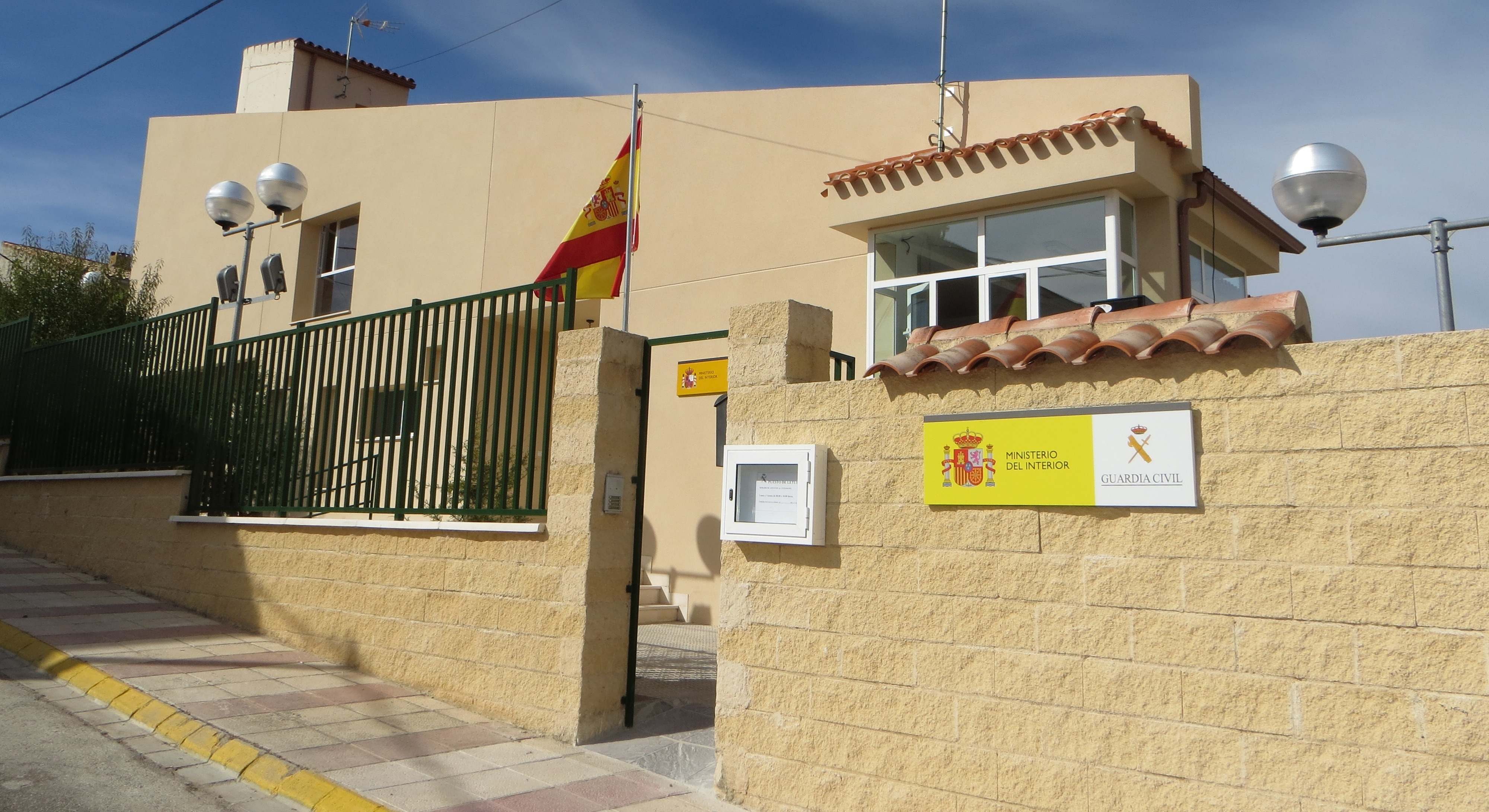 Imagen del acuertelamiento de la Guardia Civil en Letur.