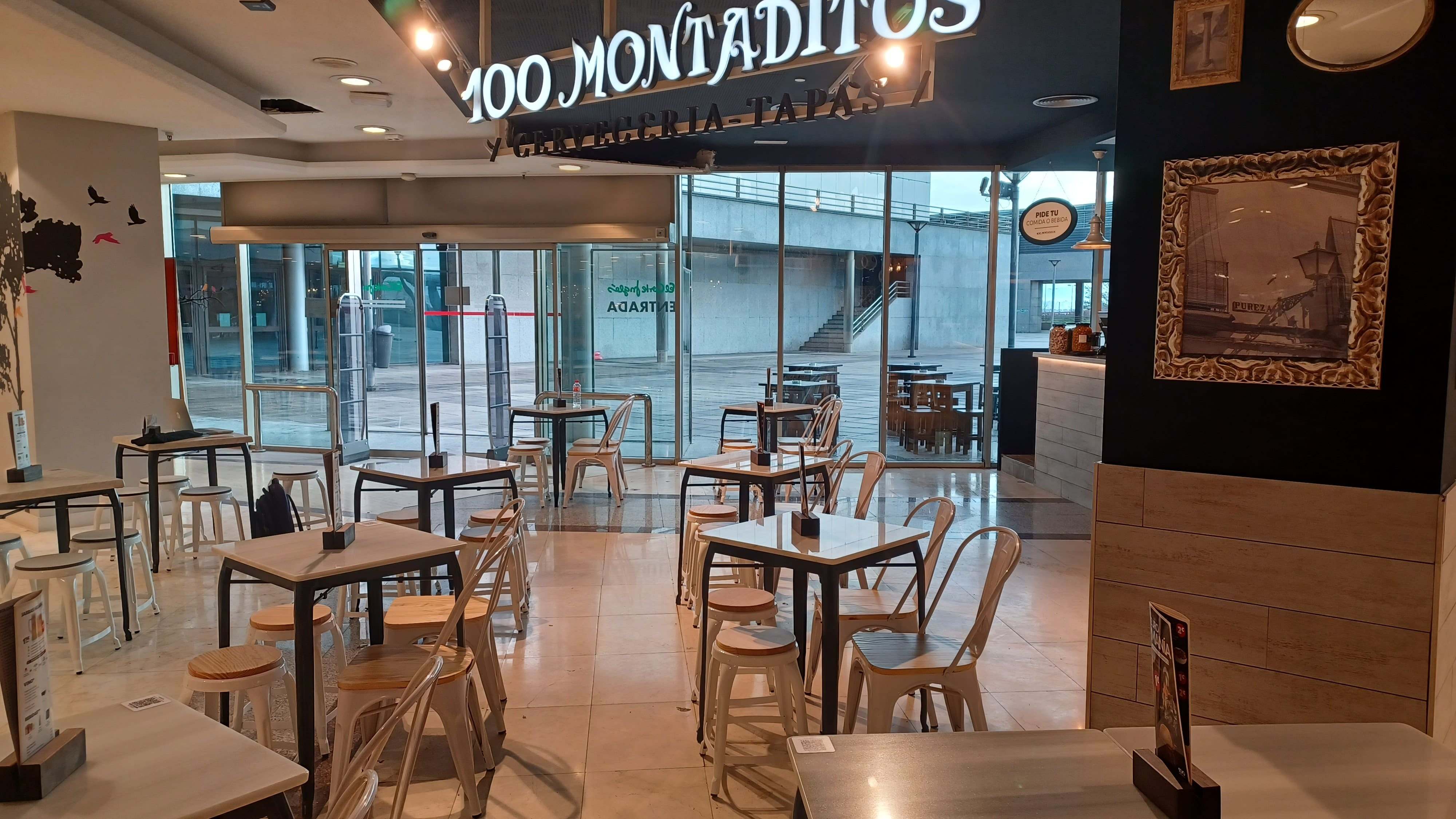 100 Montaditos en el centro comercial El Corte Inglés de Santander.