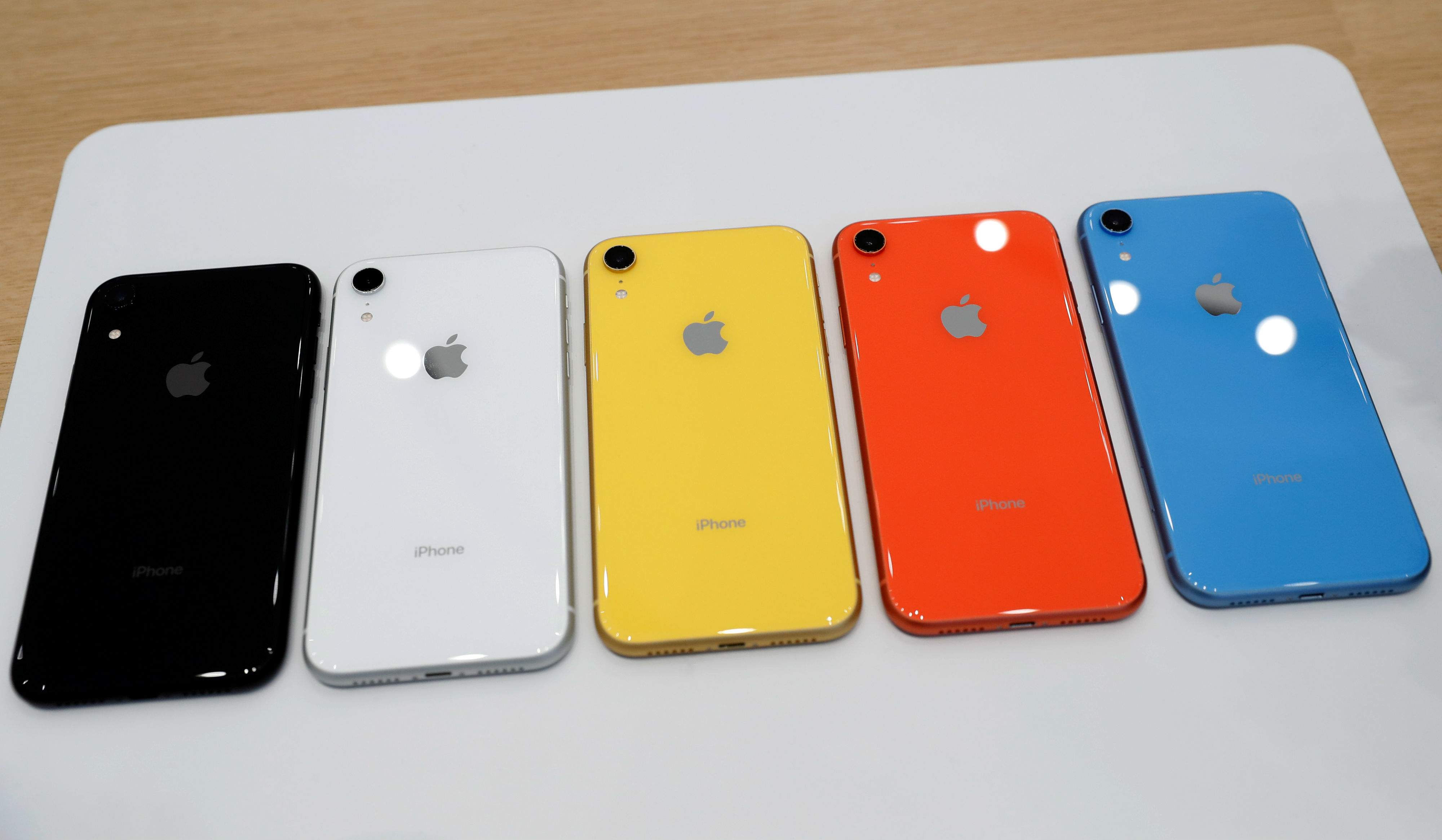 iphone-xr-3.jpg