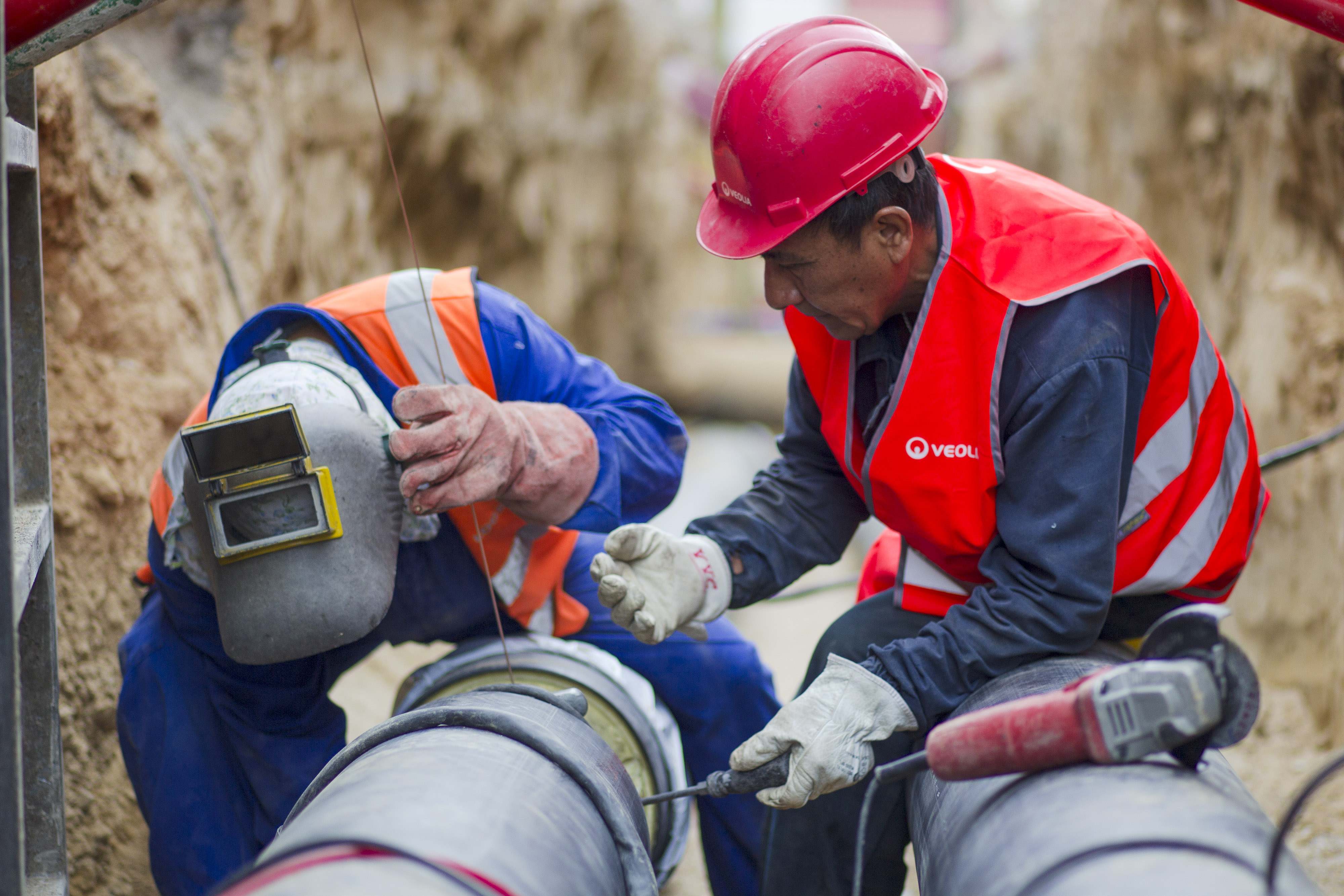 Varios operarios de Veolia