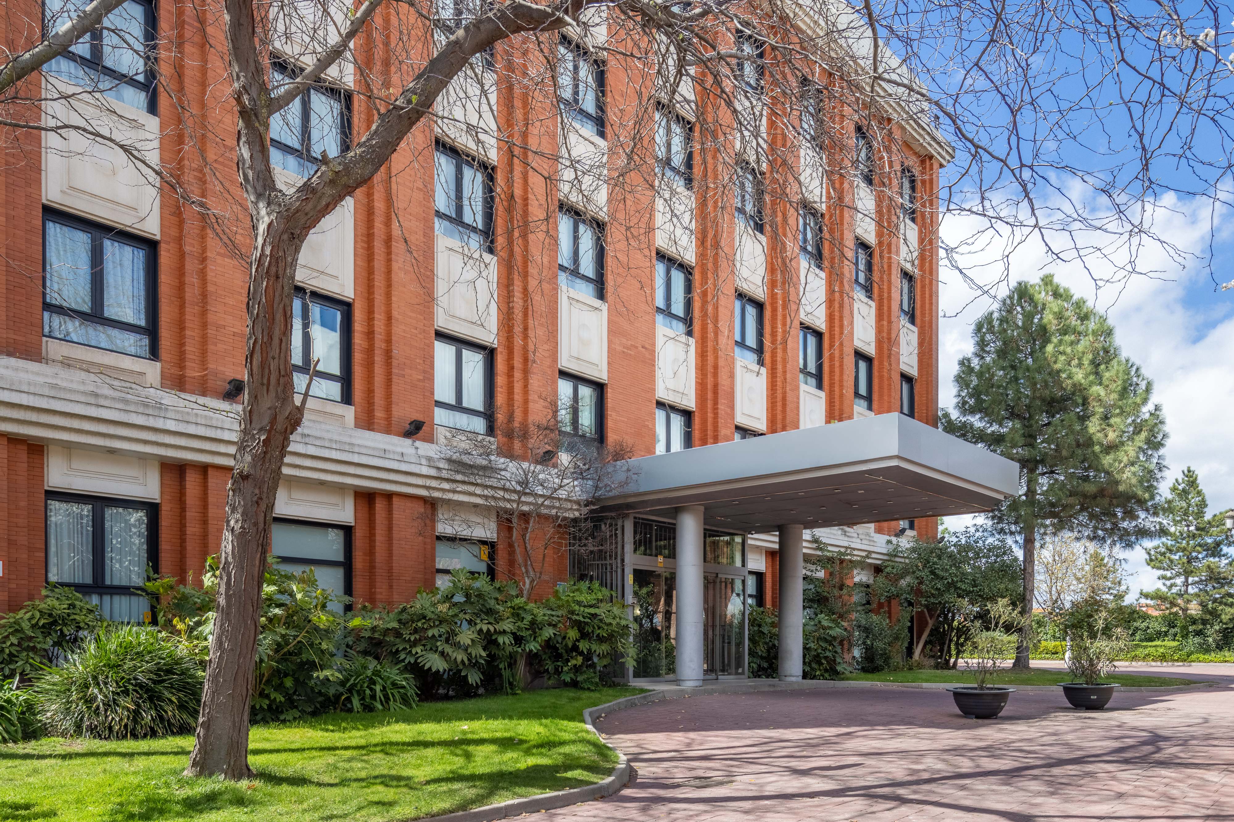 Fachada de Exe Pozuelo, hotel de la cadena Eurostars del grupo Hotusa. EE