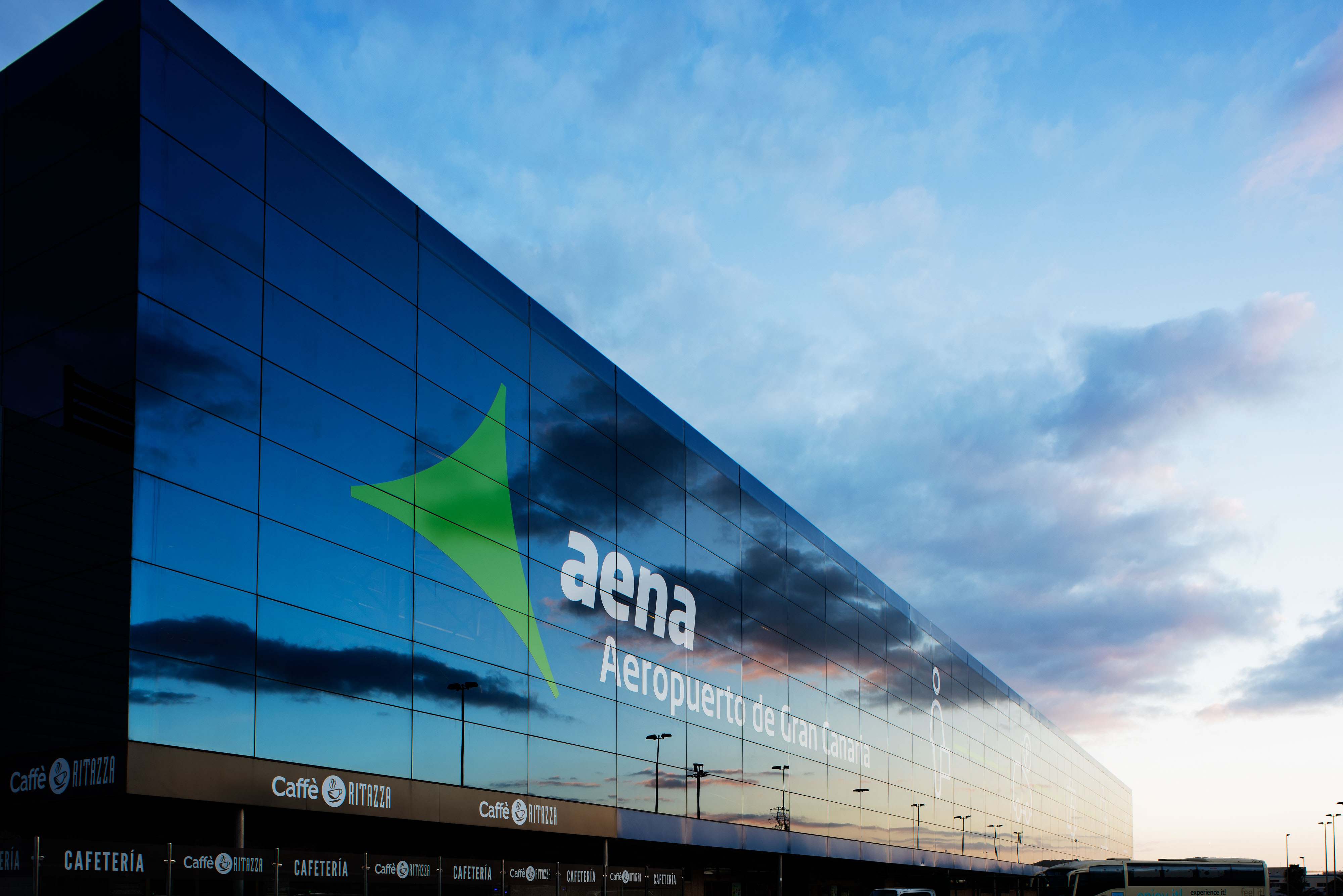 Aeropuerto de Gran Canaria / AENA