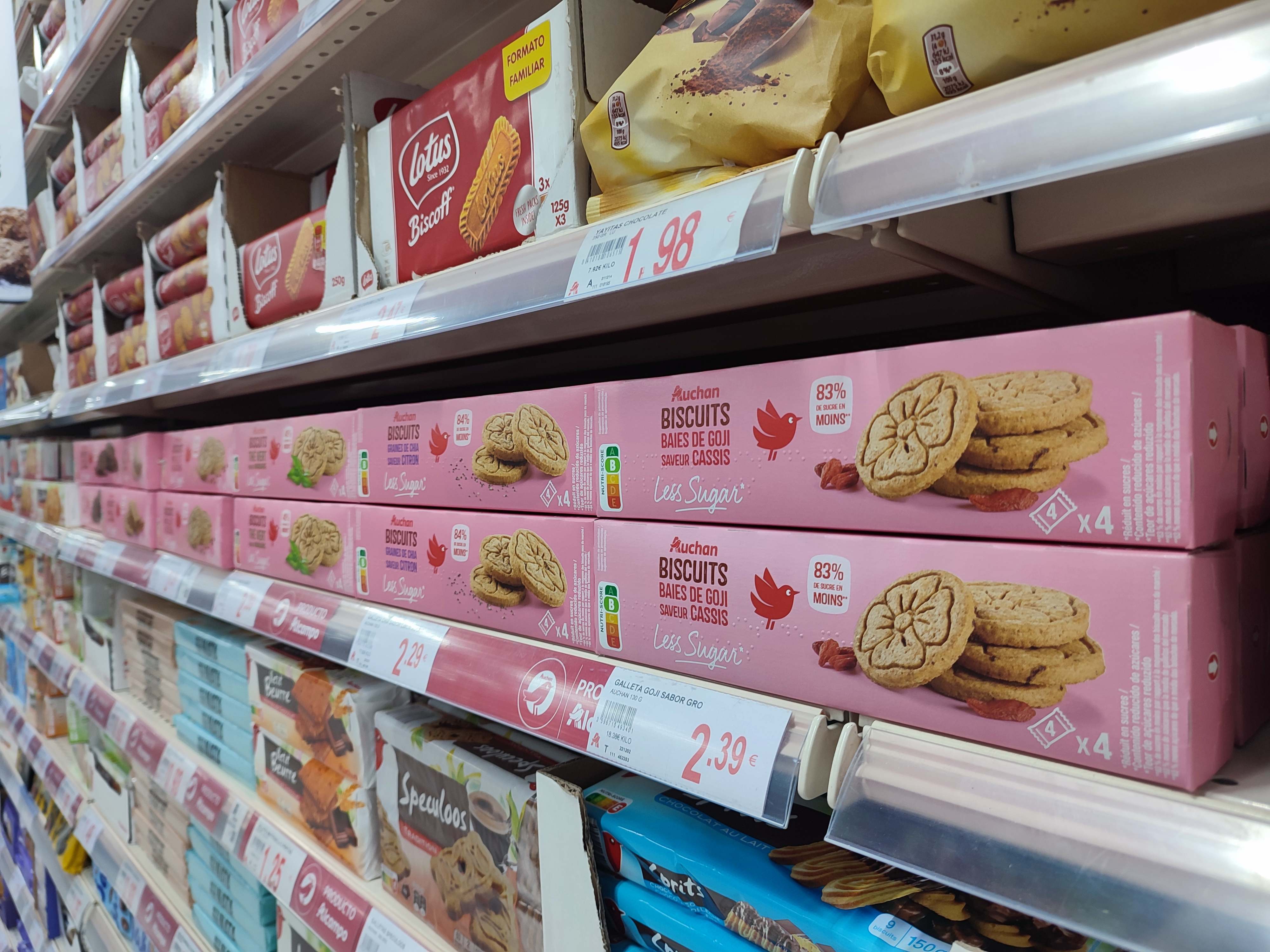 Lineal de productos bajos en azúcar de Alcampo.