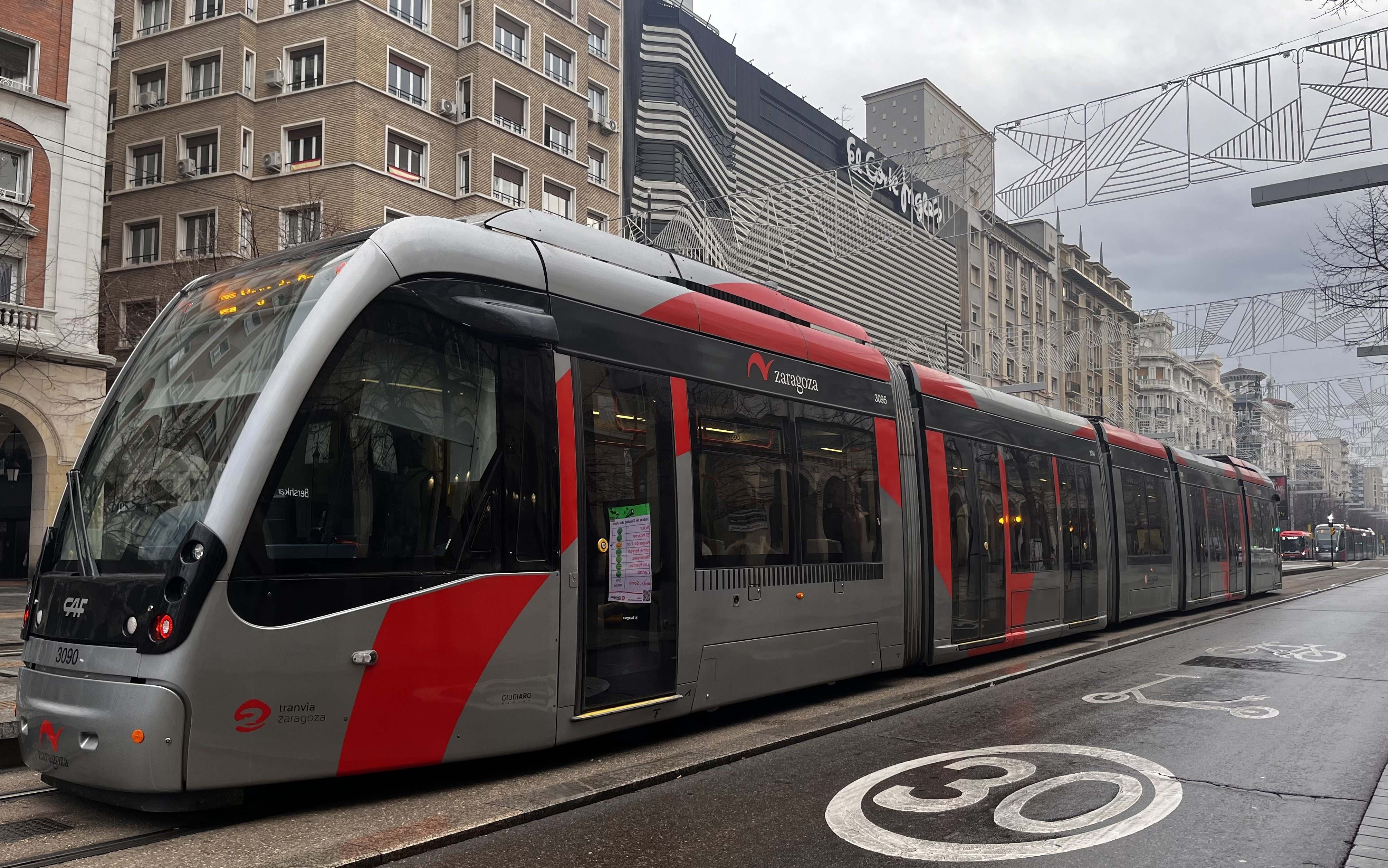 Imagen de recurso del tranvía de Zaragoza.