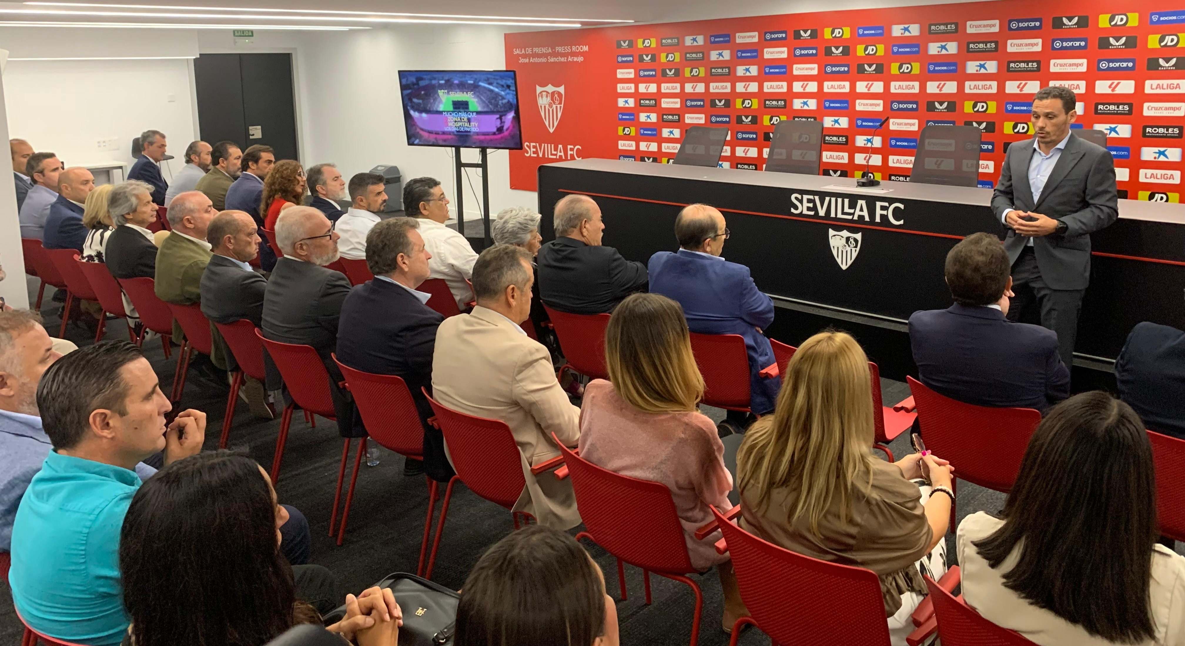 Presentación del Club de Empresas de Sevilla CF.