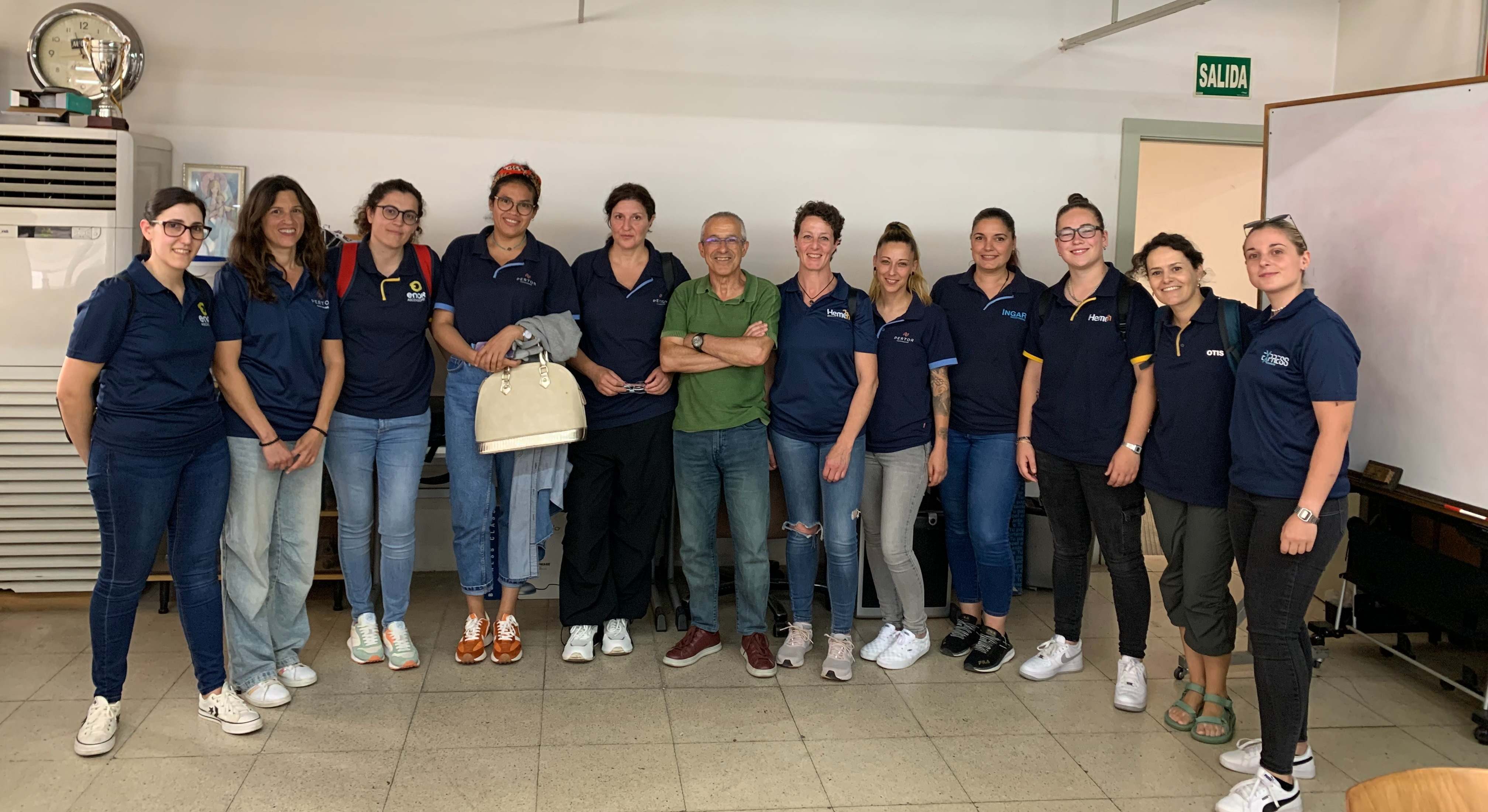 Mujeres que han recibido el curso de formación de Otis