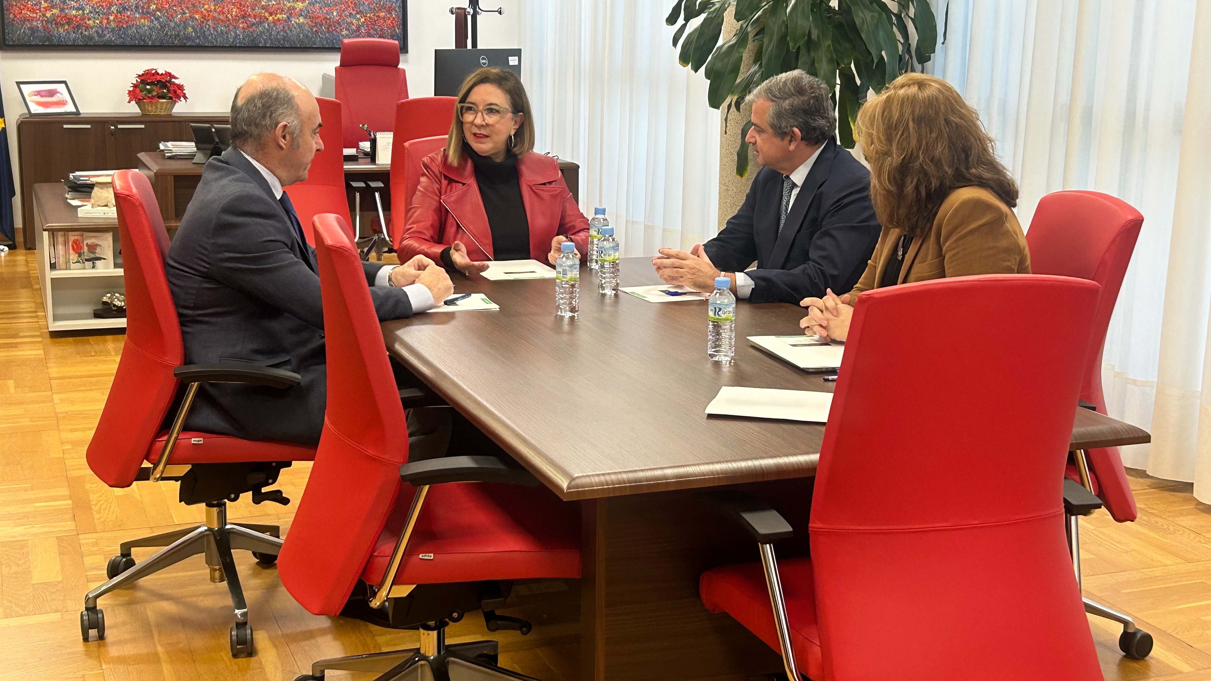 Reunión Junta de Extremadura con las Cámaras de Comercio