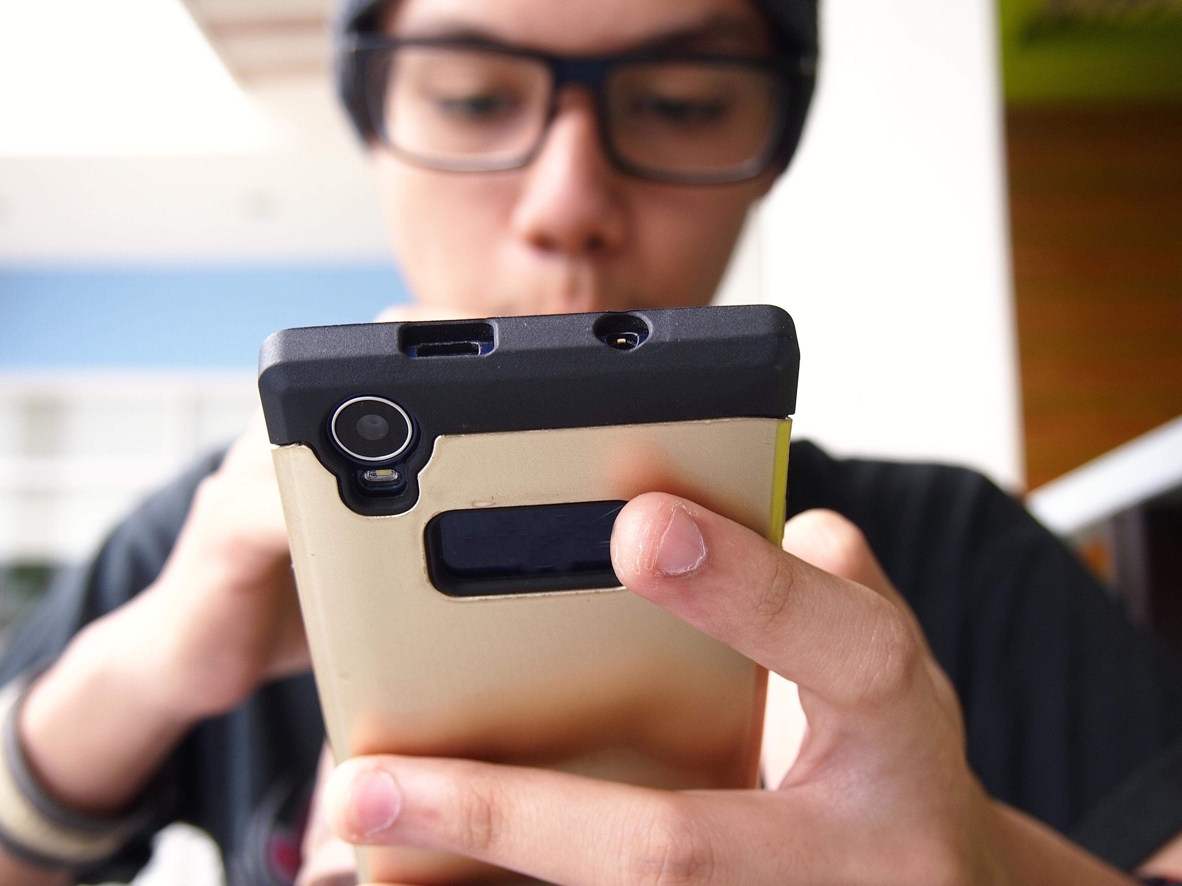smartphone-nino.jpg