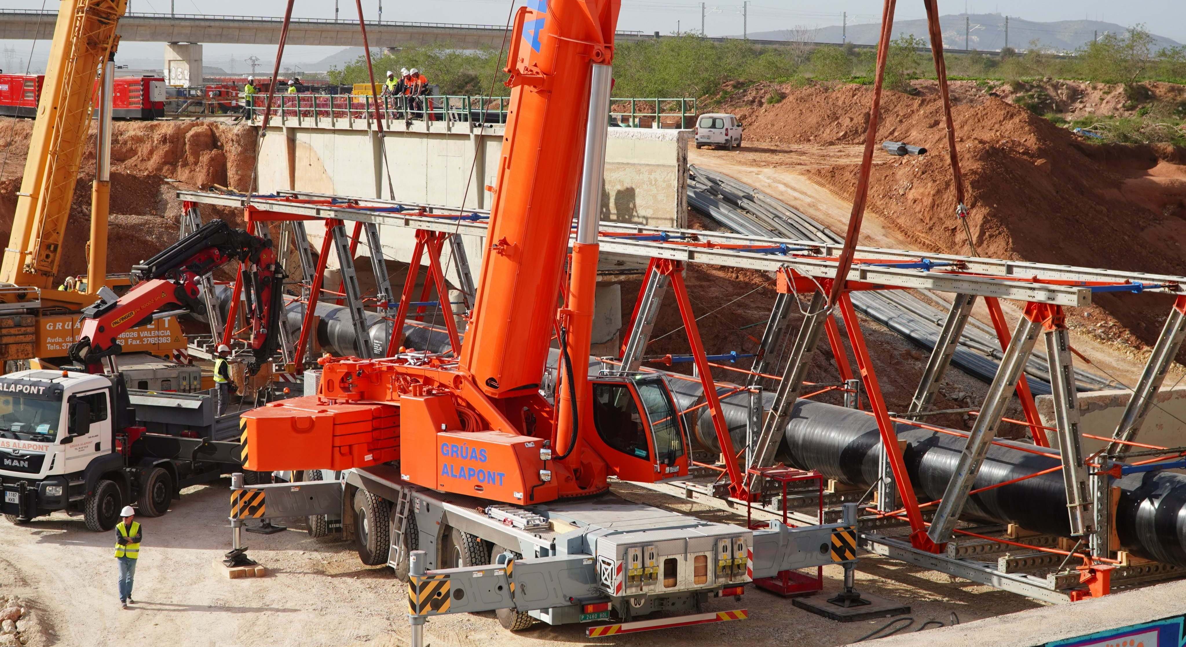 Trabajos en el barranco del Poyo en la conducción del canal del Júcar-Turia