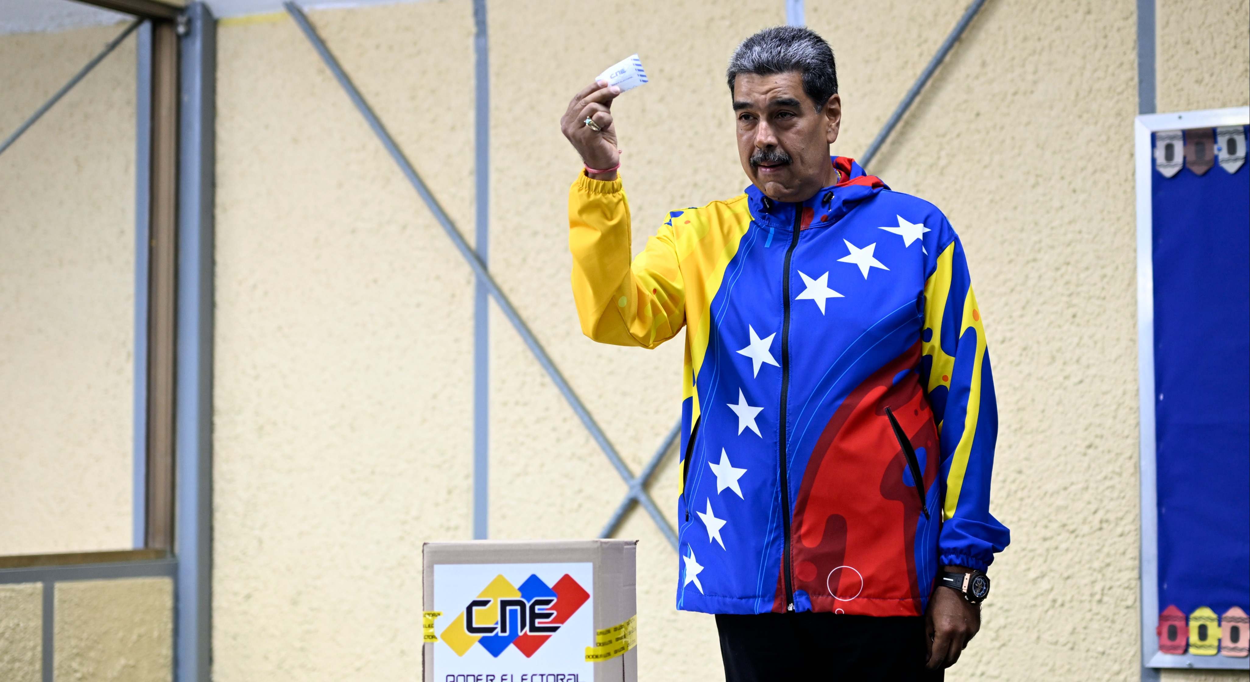 Nicolás Maduro, votando este domingo