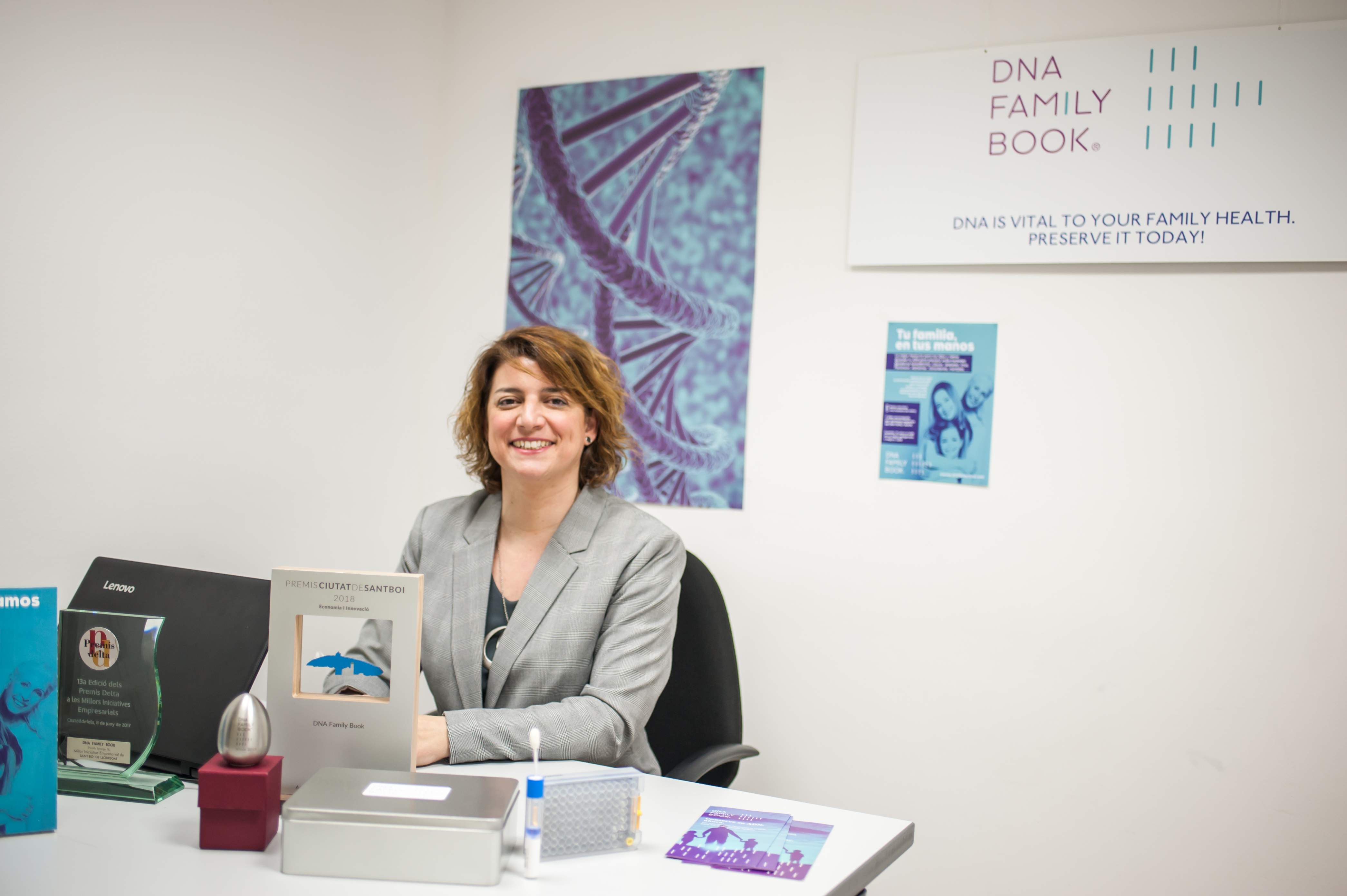 CEO-de-DNA-FAMILY-BOOK_.jpg