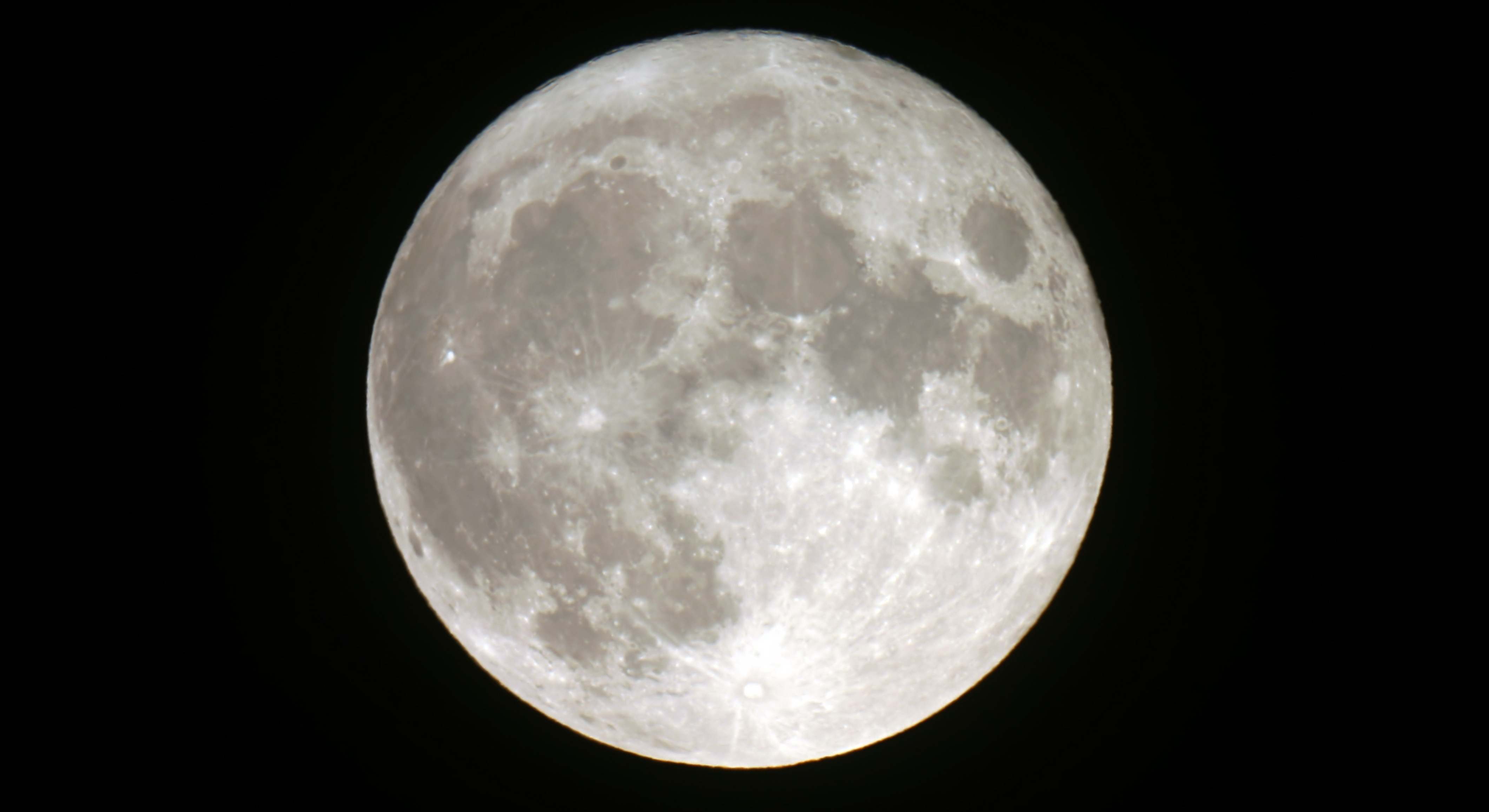 Imagen de la luna llena. / Foto: Dreamstime
