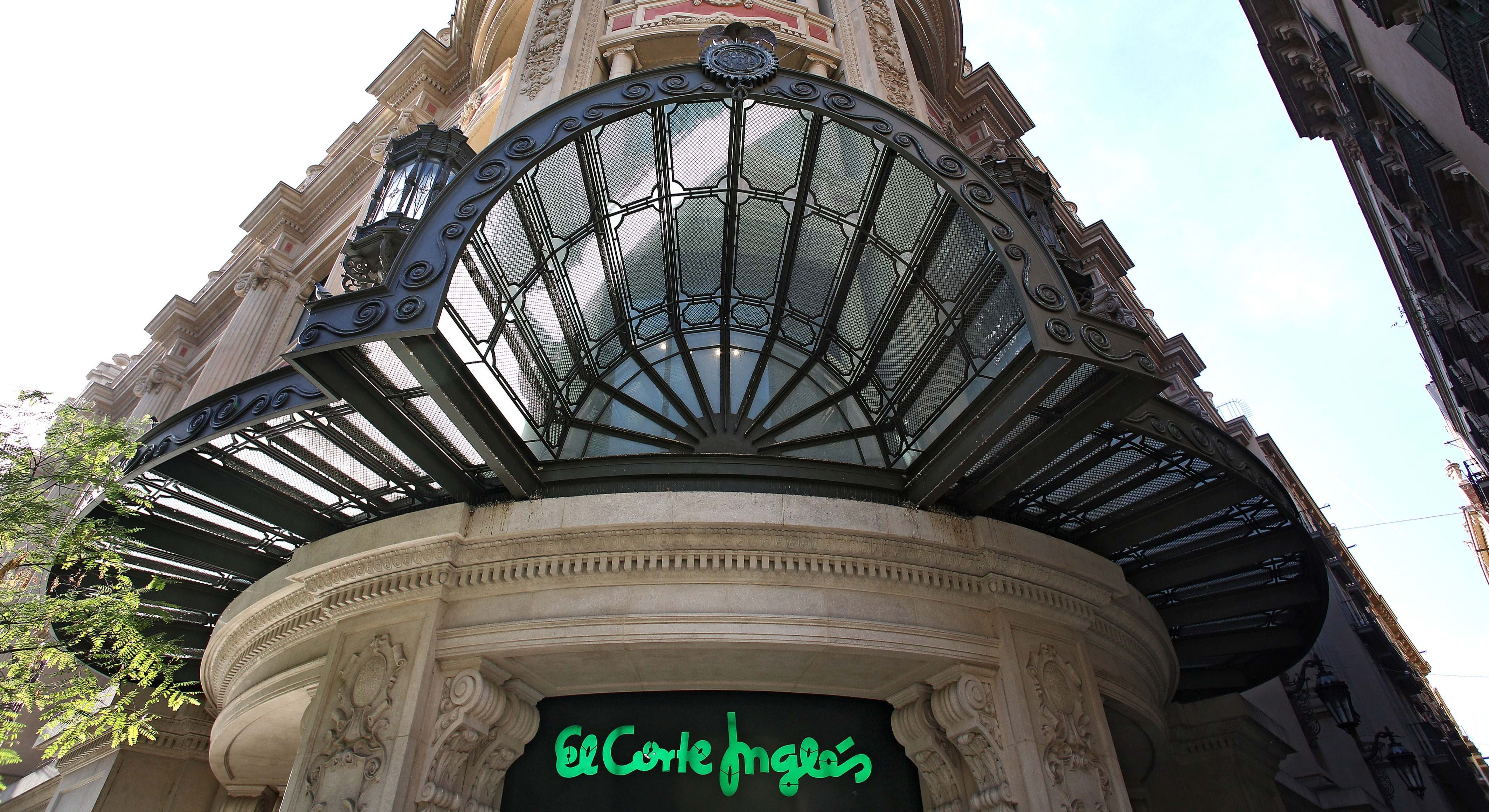Centro comercial de El Corte Inglés en Barcelona. Luis Moreno