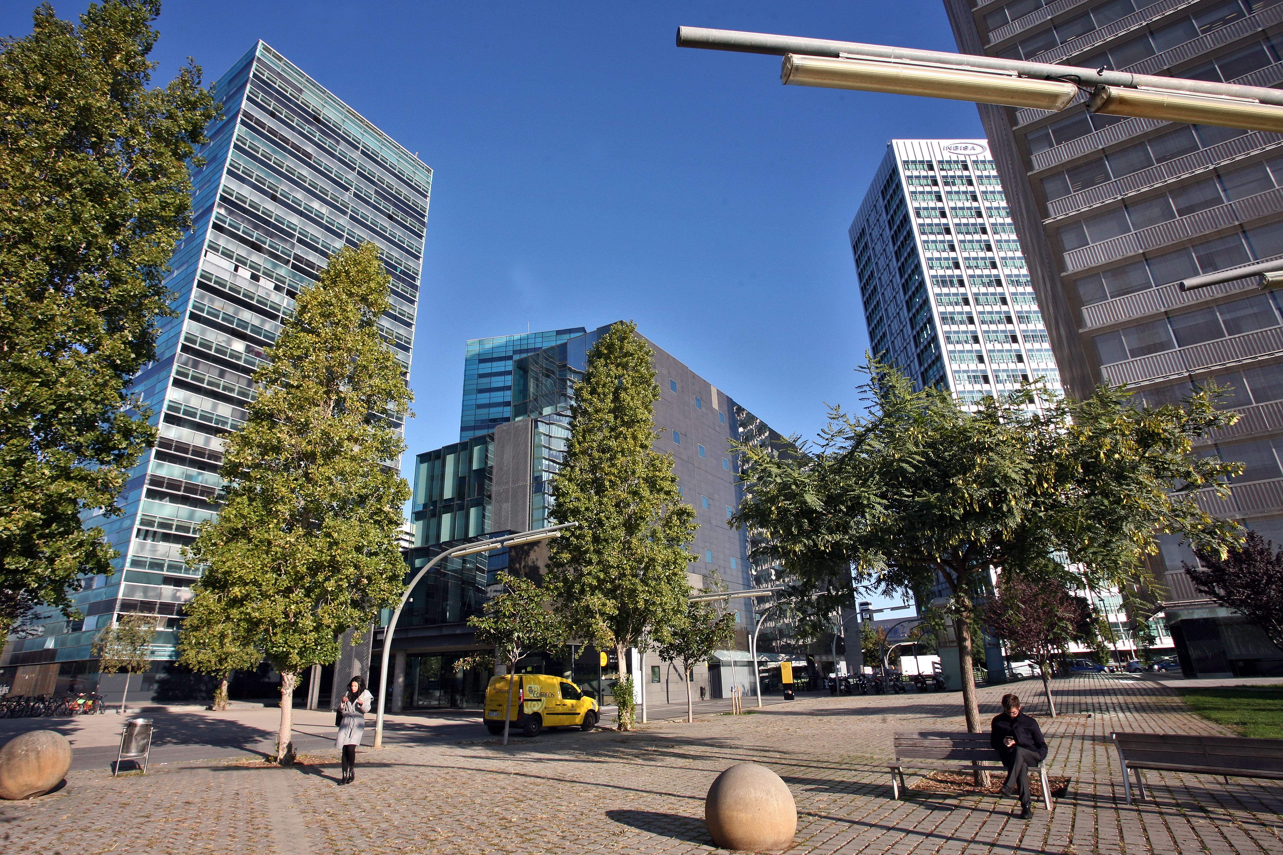 oficinas-hospitalet-recurso-moreno.jpg