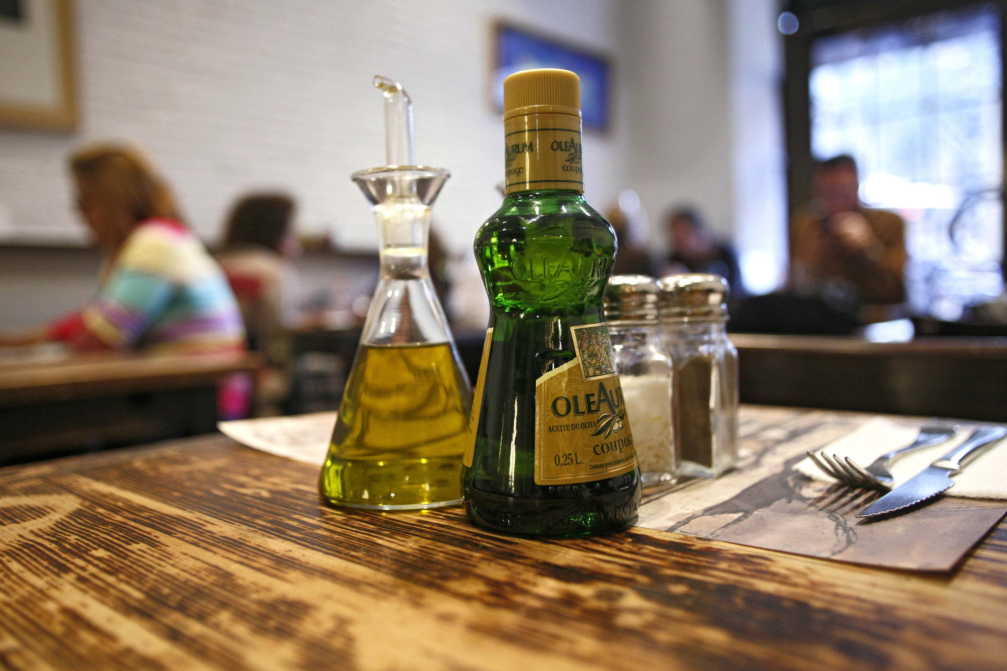 Aceite de oliva en un restaurante