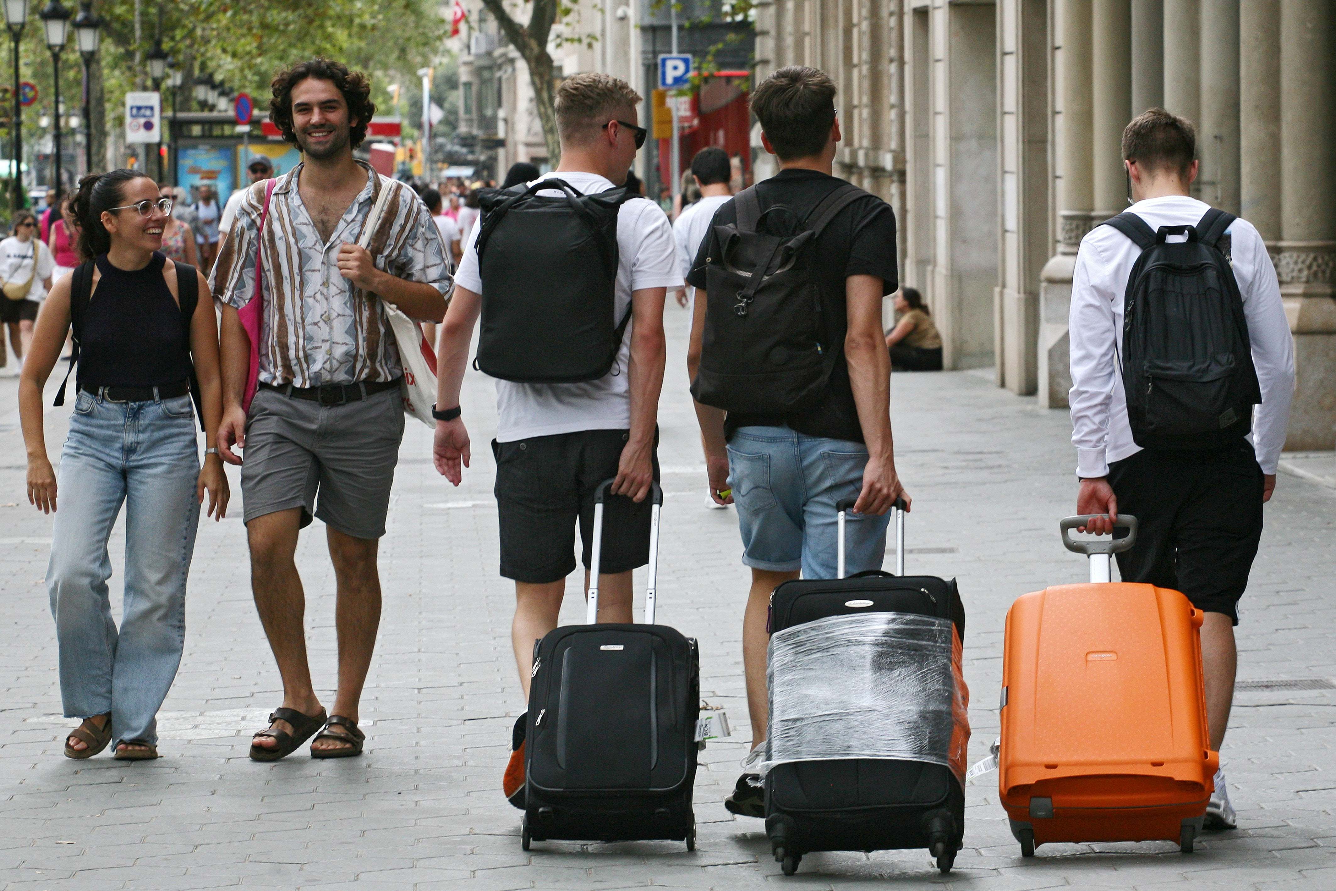 Turistas en Barcelona. EE