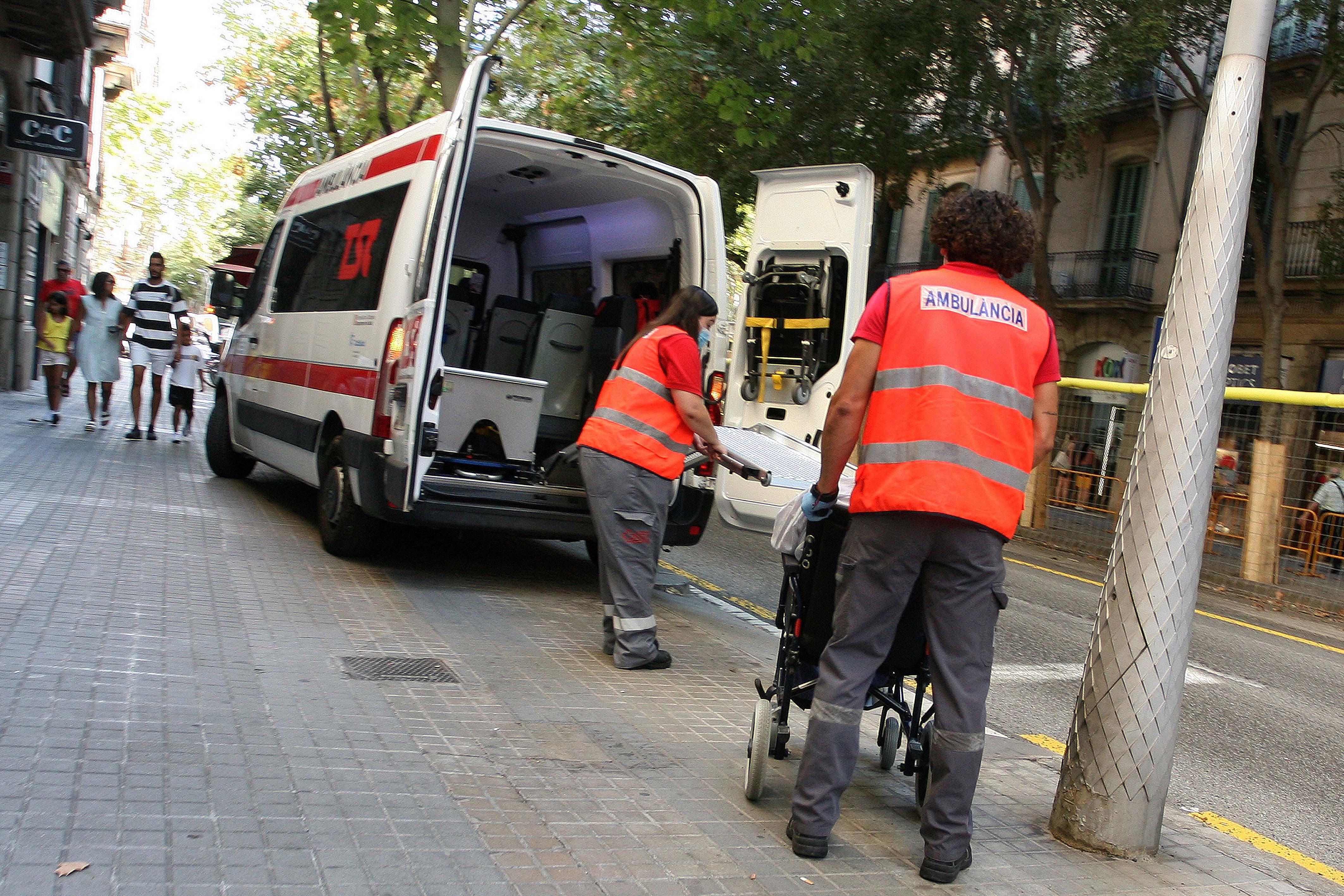 Una ambulancia en Barcelona. Luis Moreno