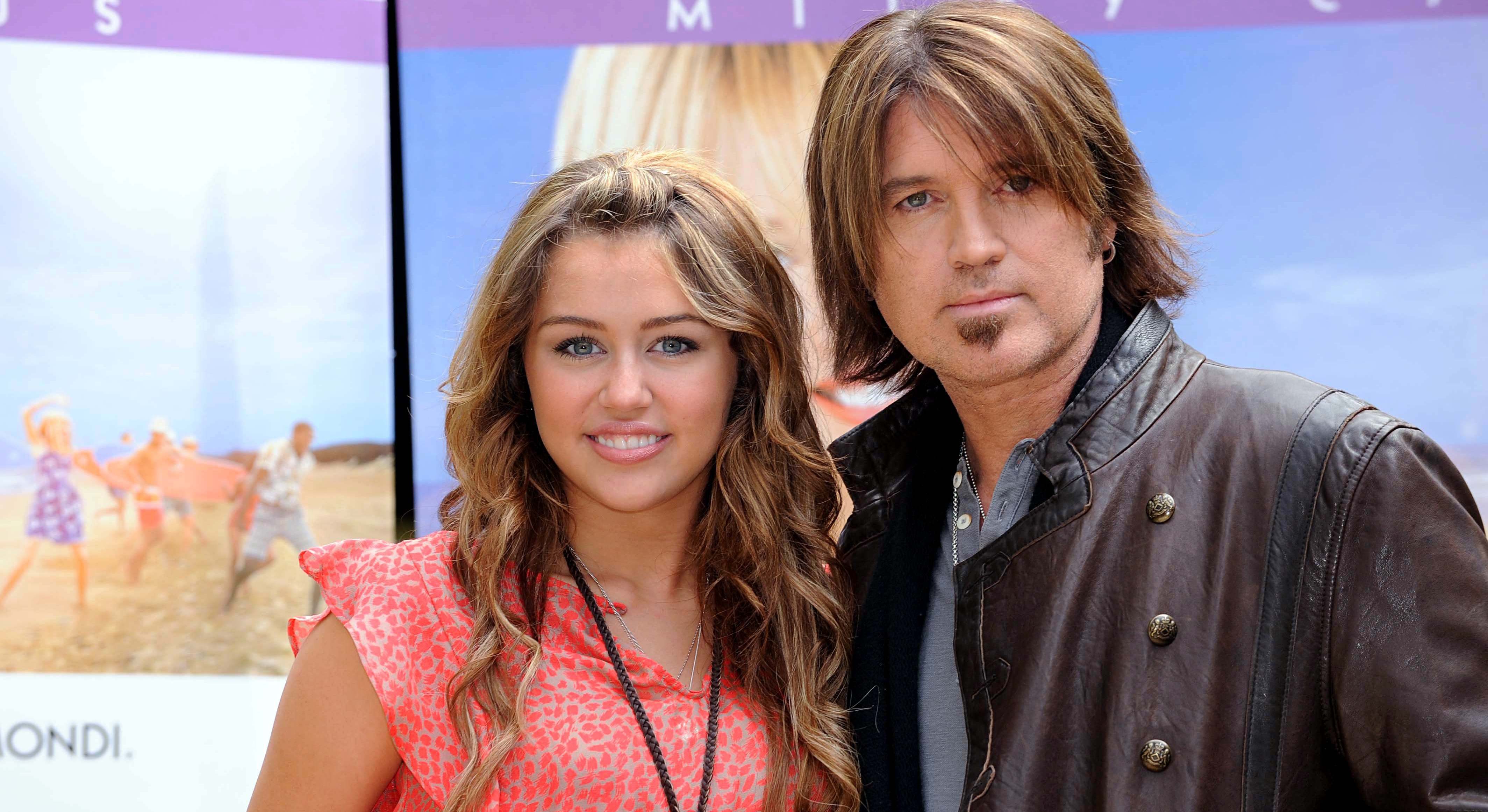 Billy Ray Cyrus junto a su hija Miley