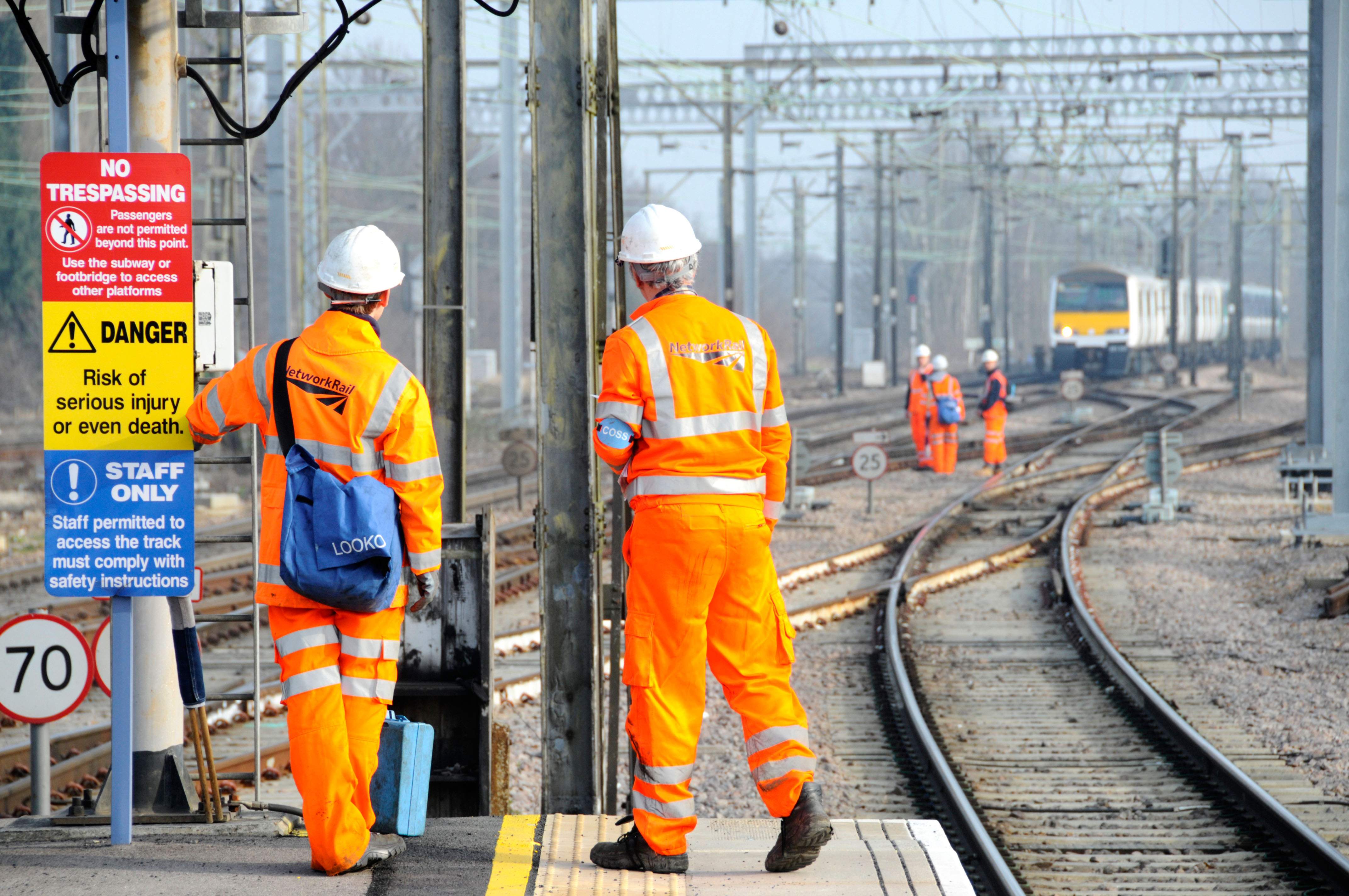 empleo tren