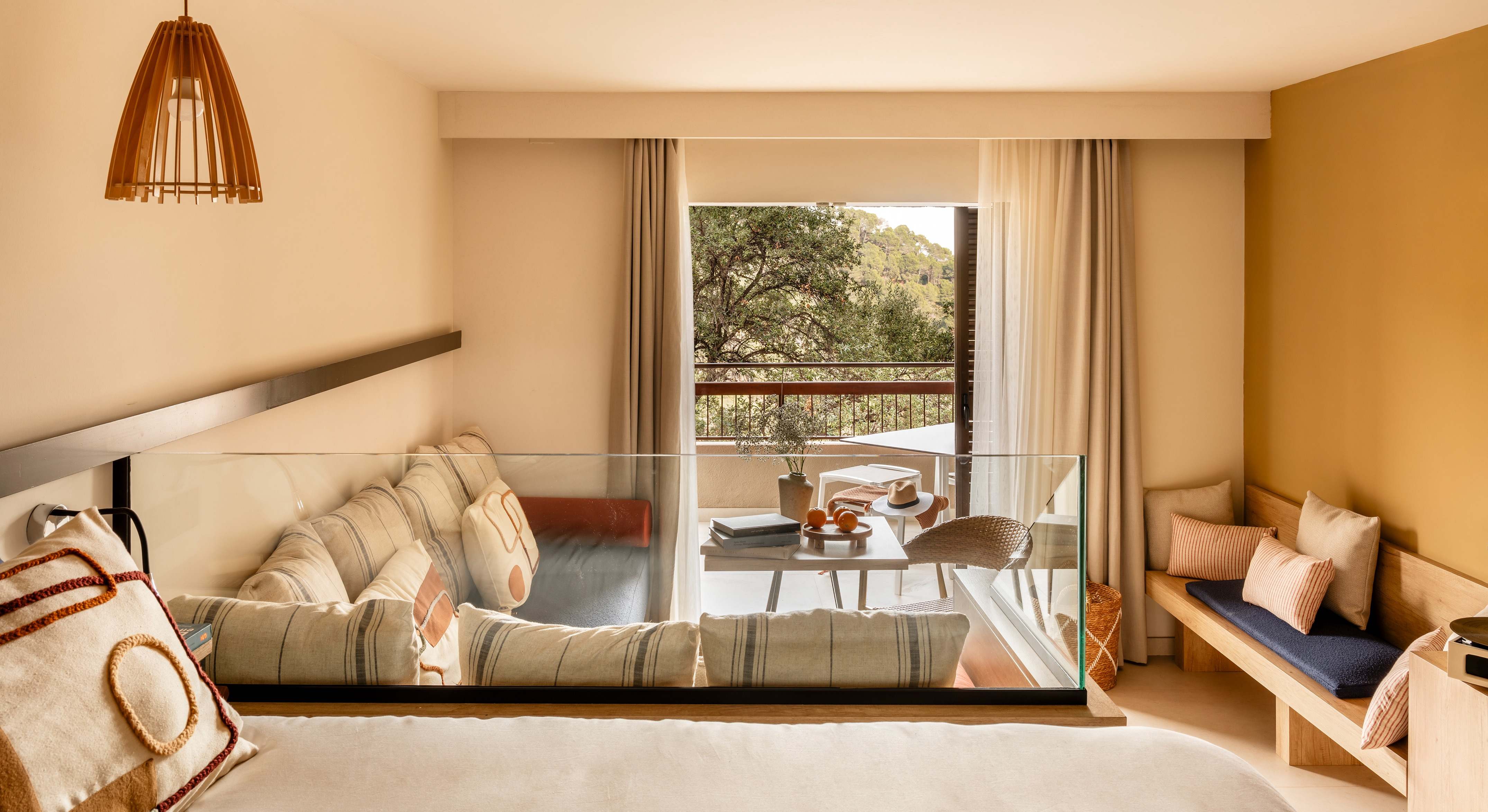 Suite junior del ZEL Costa Brava. / Meliá
