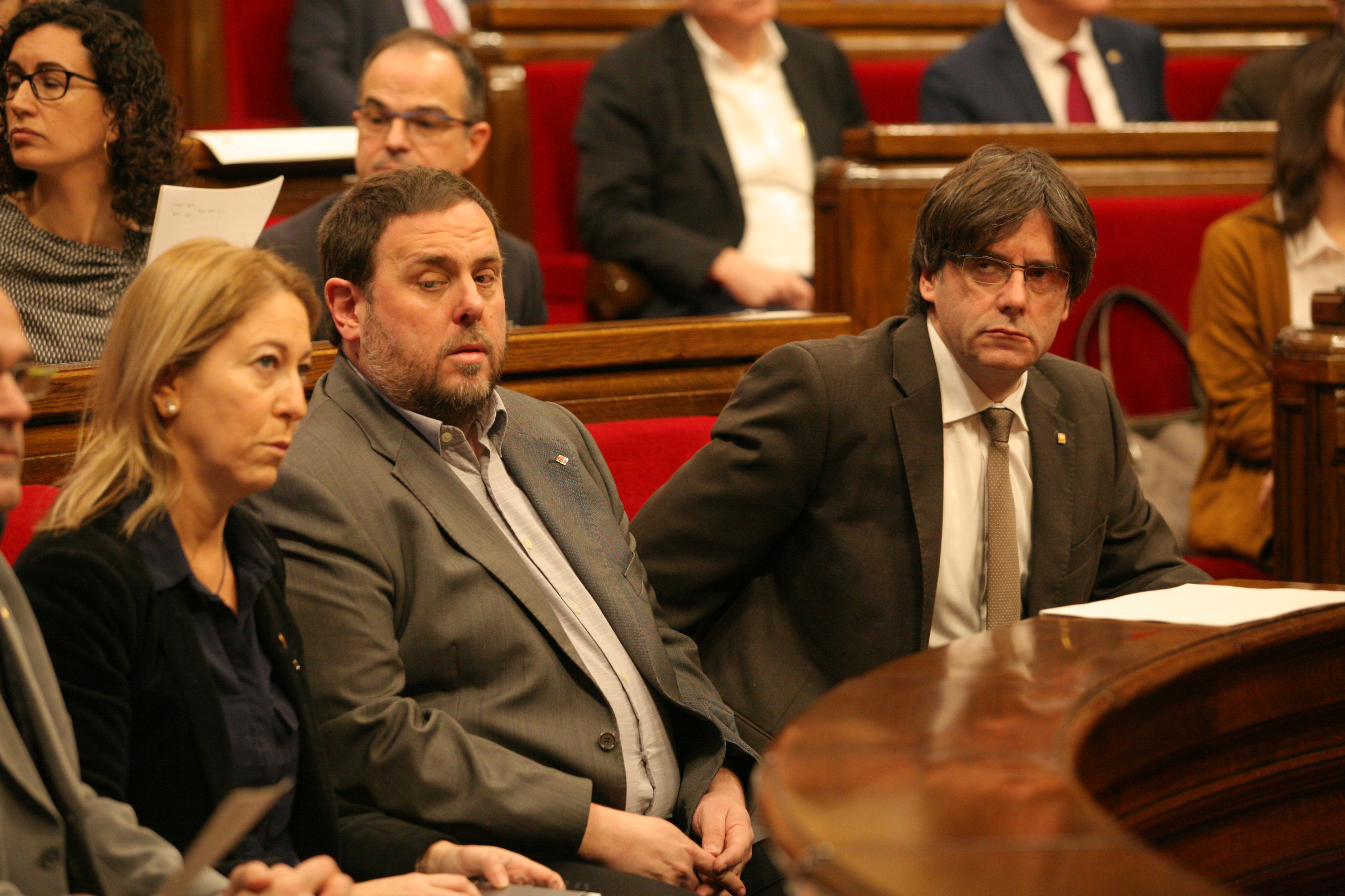 Puigdemont y junqueras.JPG