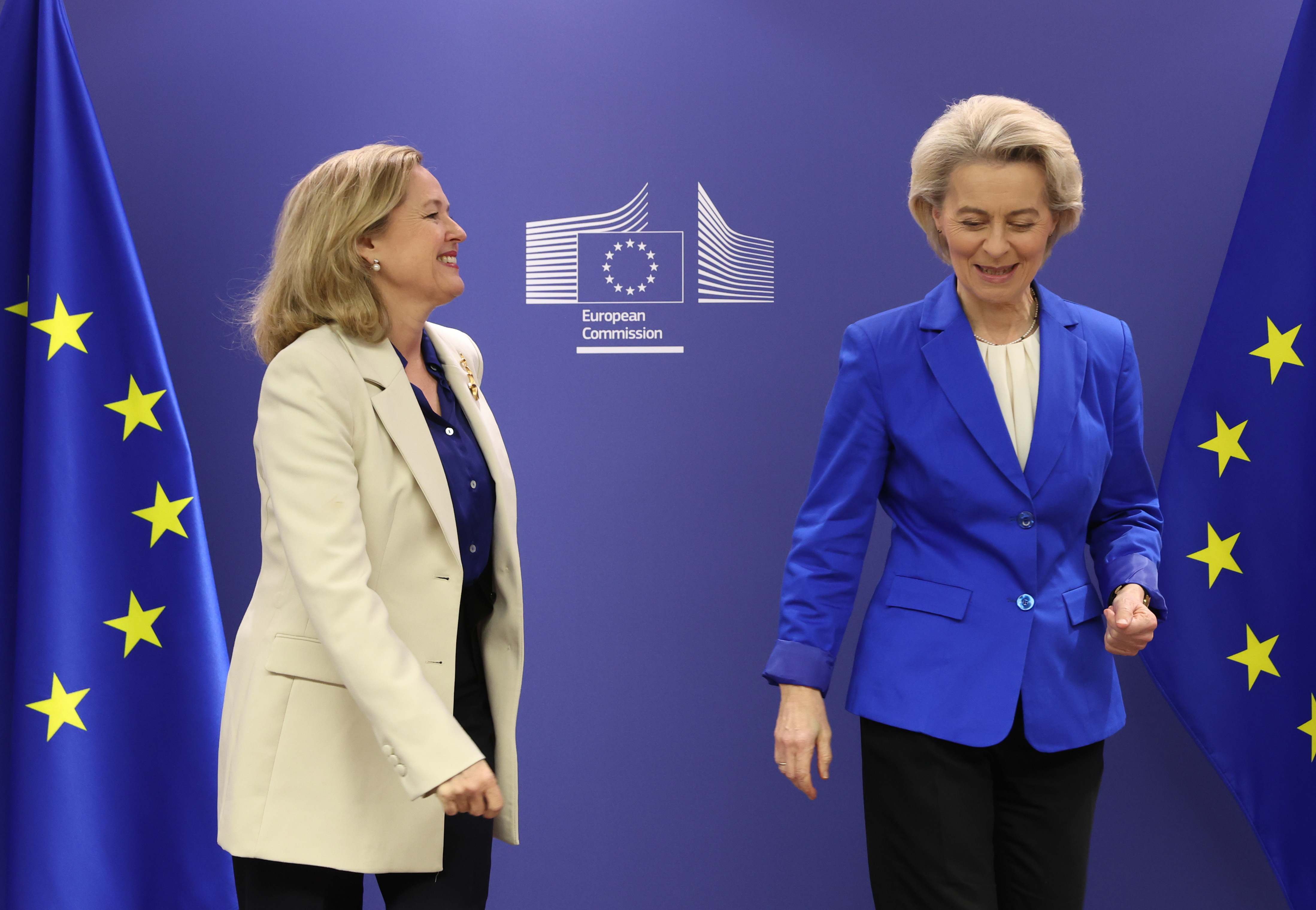 La presidenta del BEI, Nadia Calviño y la presidenta de la Comisión Europea, Ursula von der Leyen