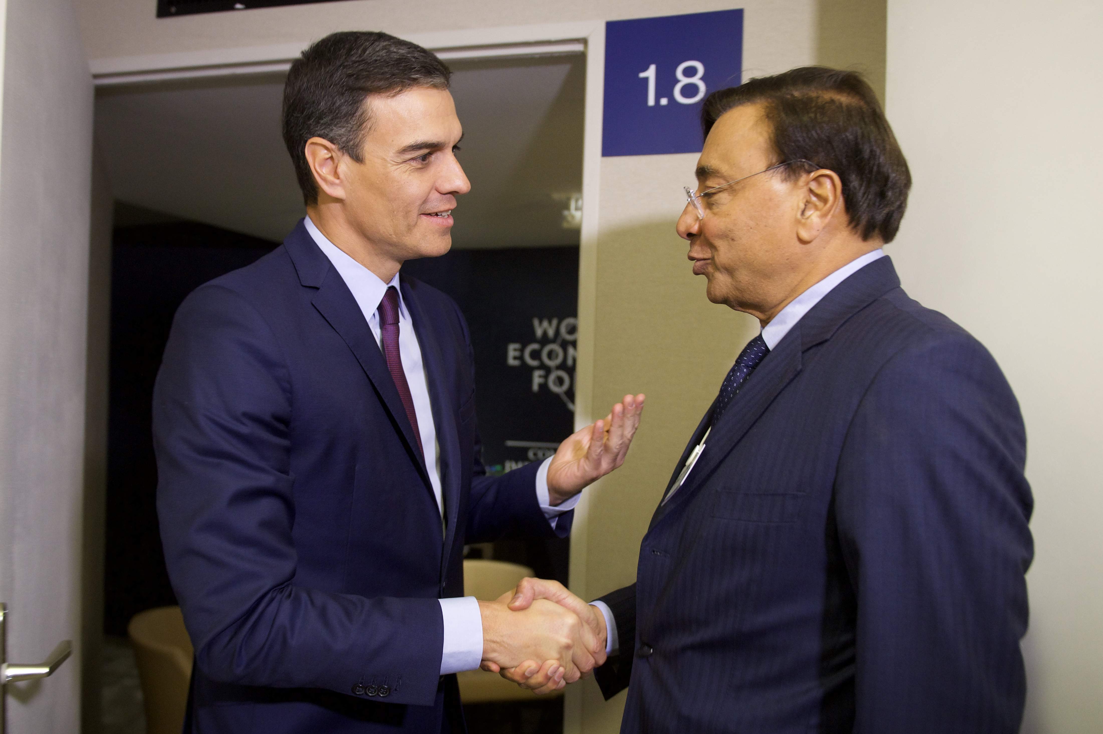 mittal_pedrosanchez.jpg