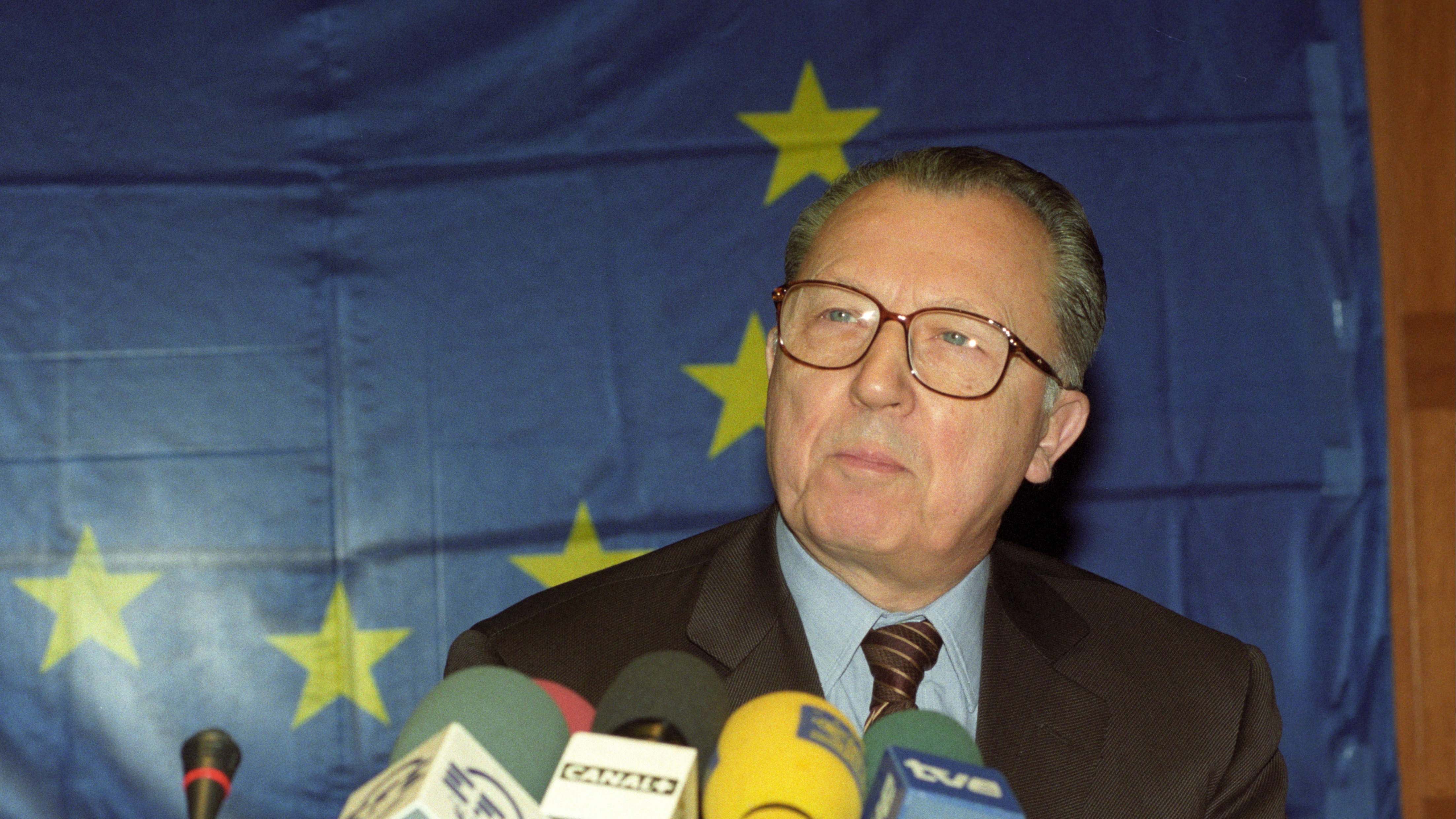 Jacques-Delors-EFE.jpg
