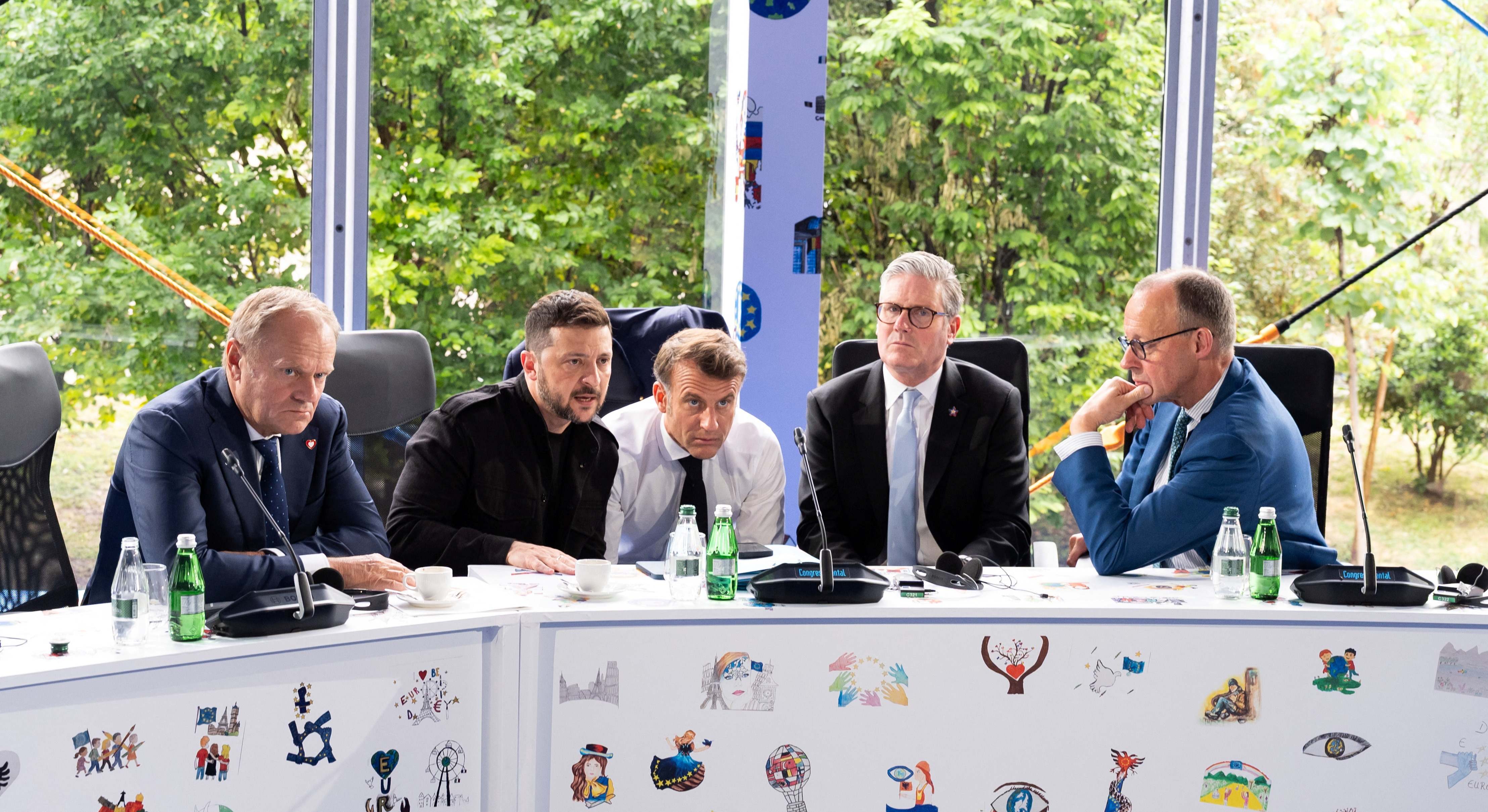 Donald Tusk (Polonia), Volodímir Zelenski (Ucrania), Emmanuel Macron (Francia), Keir Starmer (Reino Unido) y Friedrich Merz (Alemania).