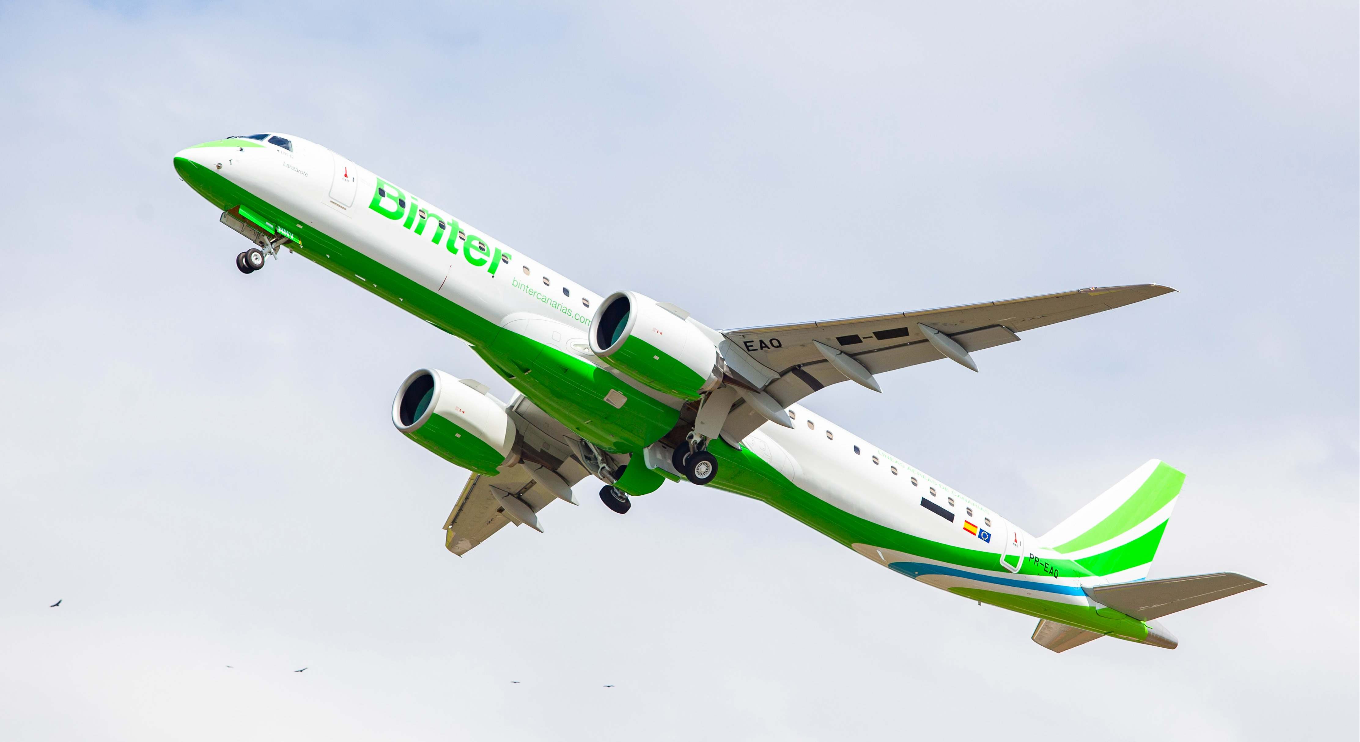 Avión Embraer de Binter. / Binter