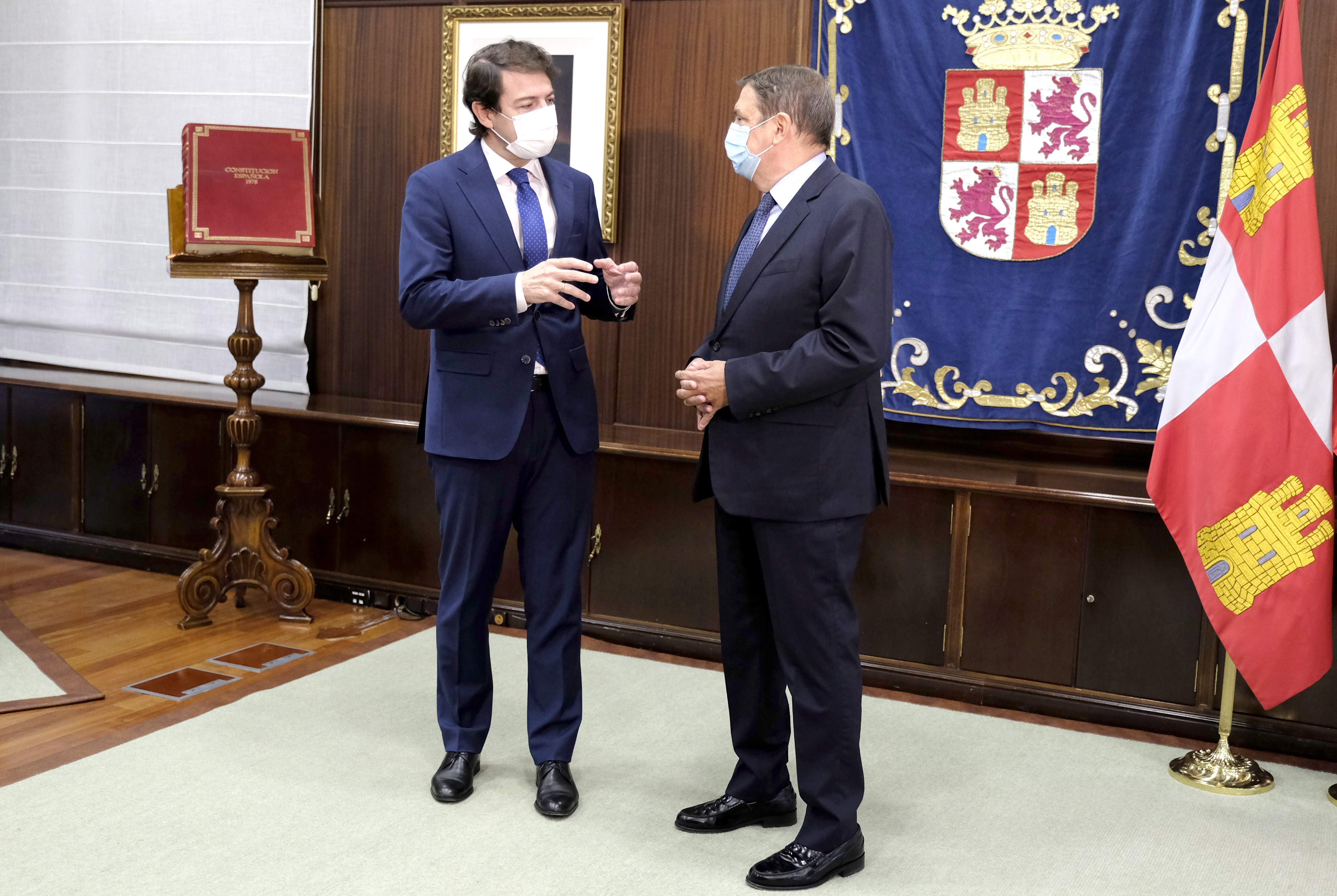 manuecoplanas.jpg